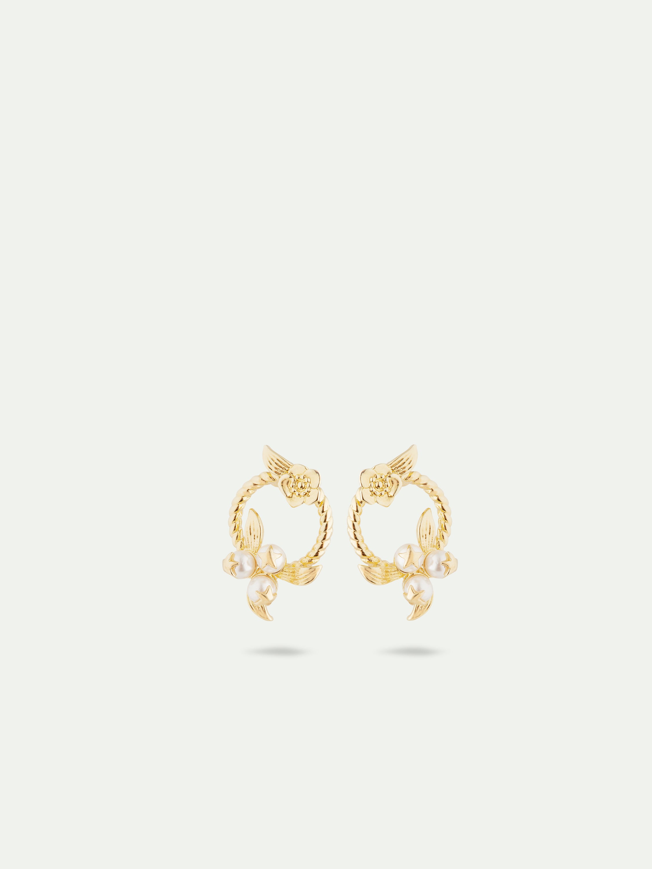 AUVH1091 Flower And Golden Beads Sleeper Earrings