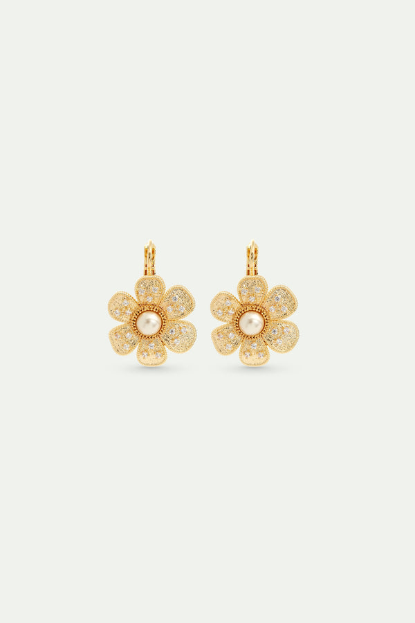 Sleeper Earrings Composed Of A Gold-Plated Brass Flower  | AVTH1011