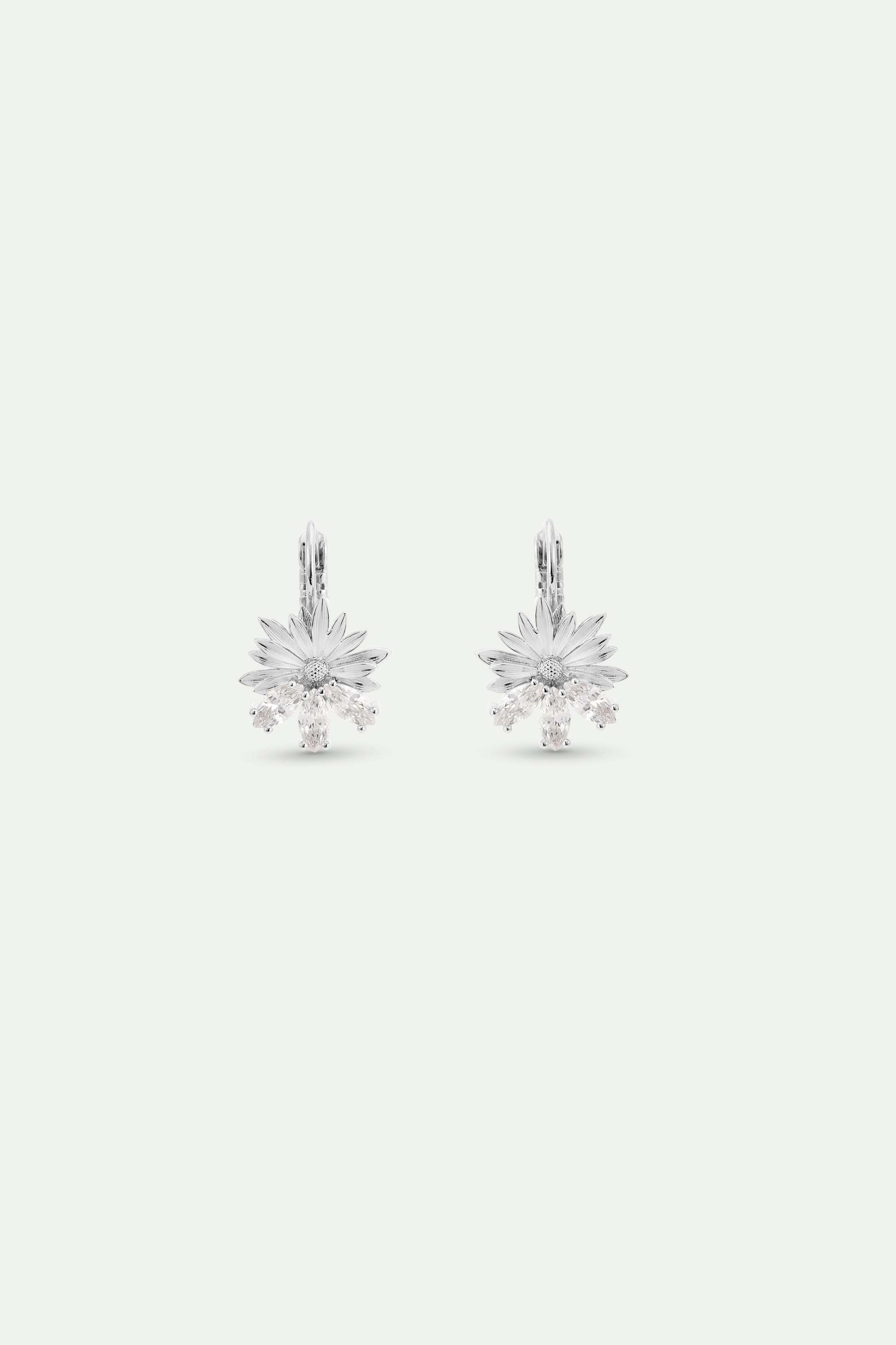Silver Post Earrings With Daisies and White Stones | AYNF1041