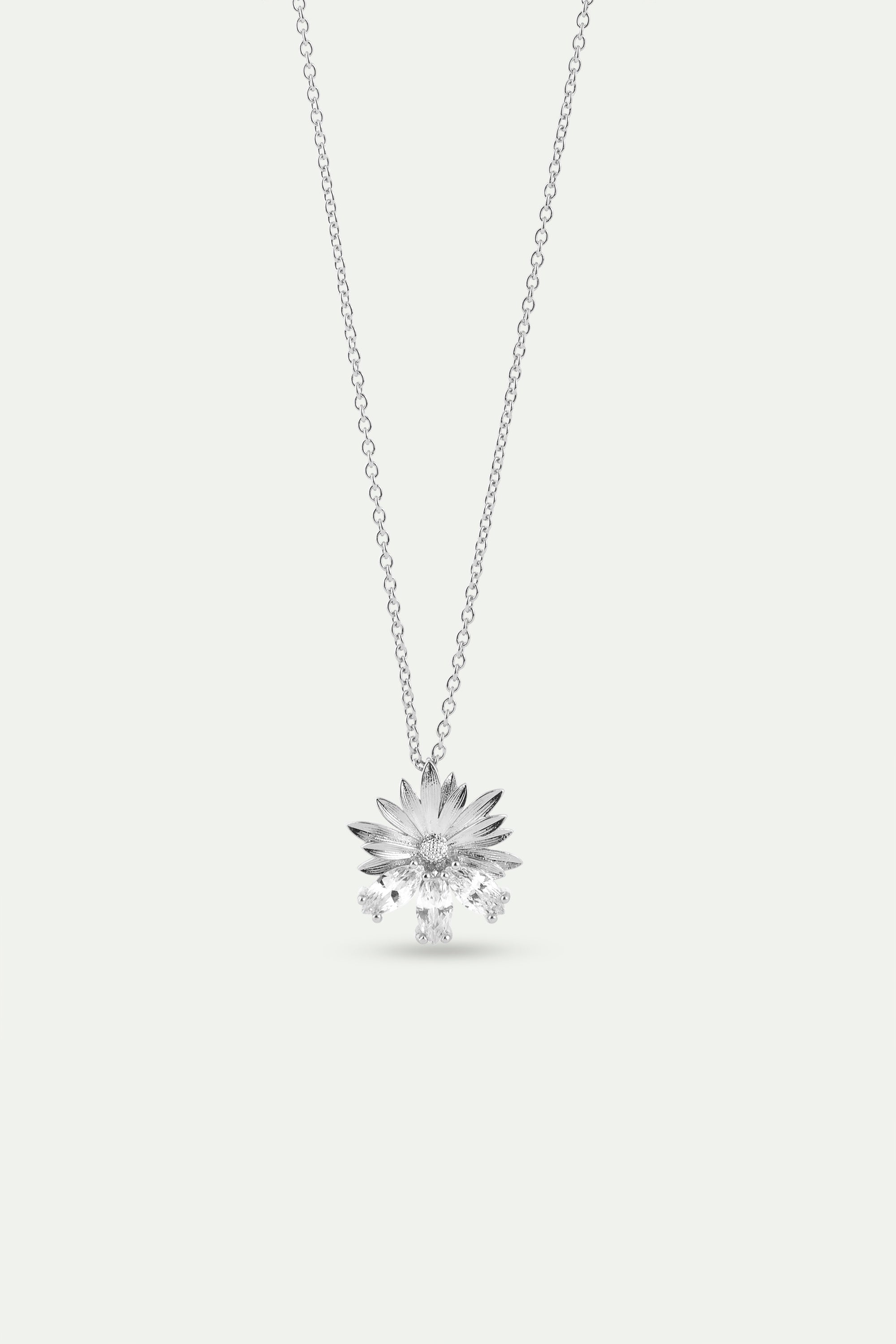 Silver Pendant Necklace With Daisies and White Stones | AYNF3041