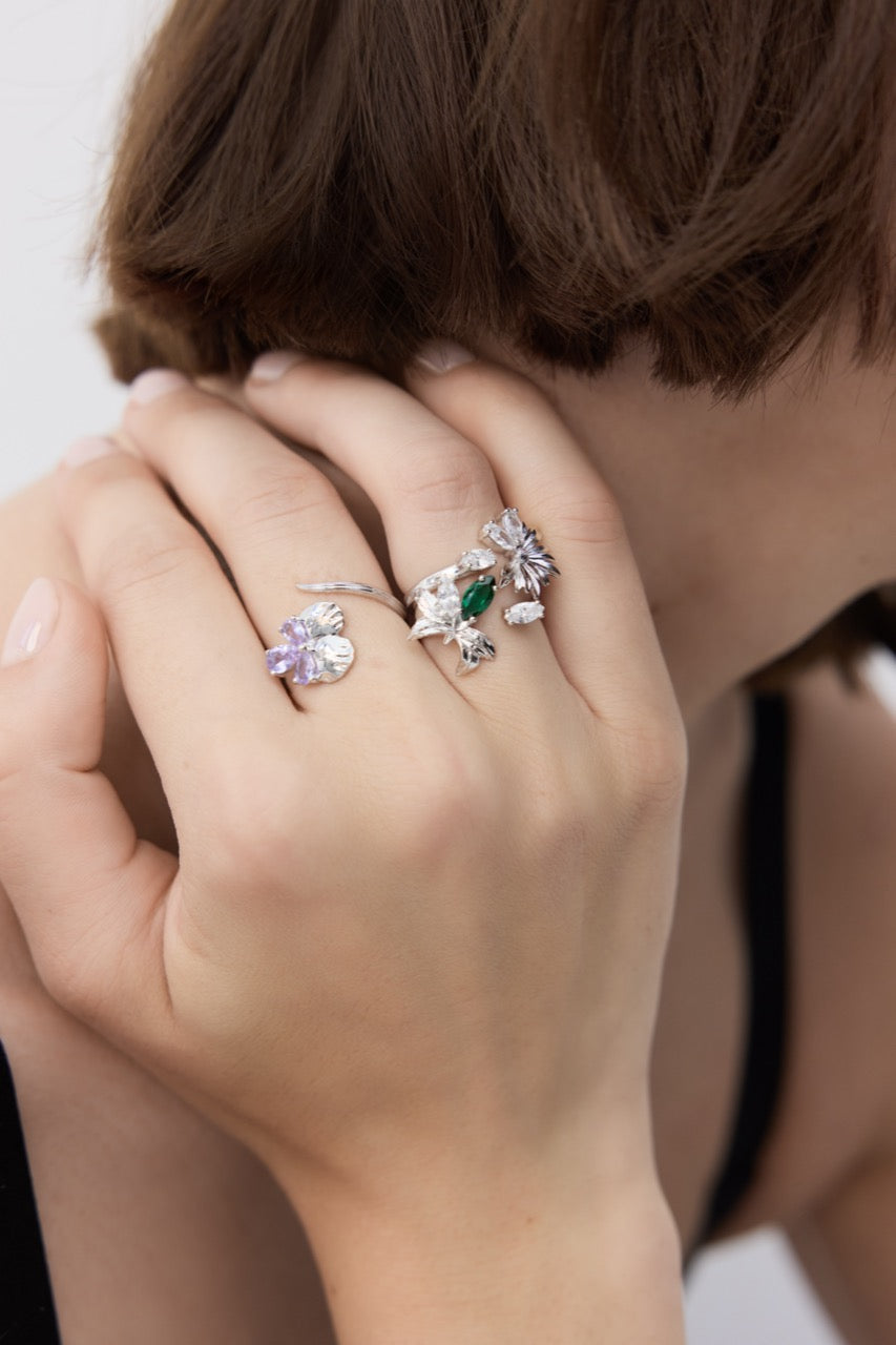 Silver Adjustable Ring With Daisy and White Stones | AYNF6041