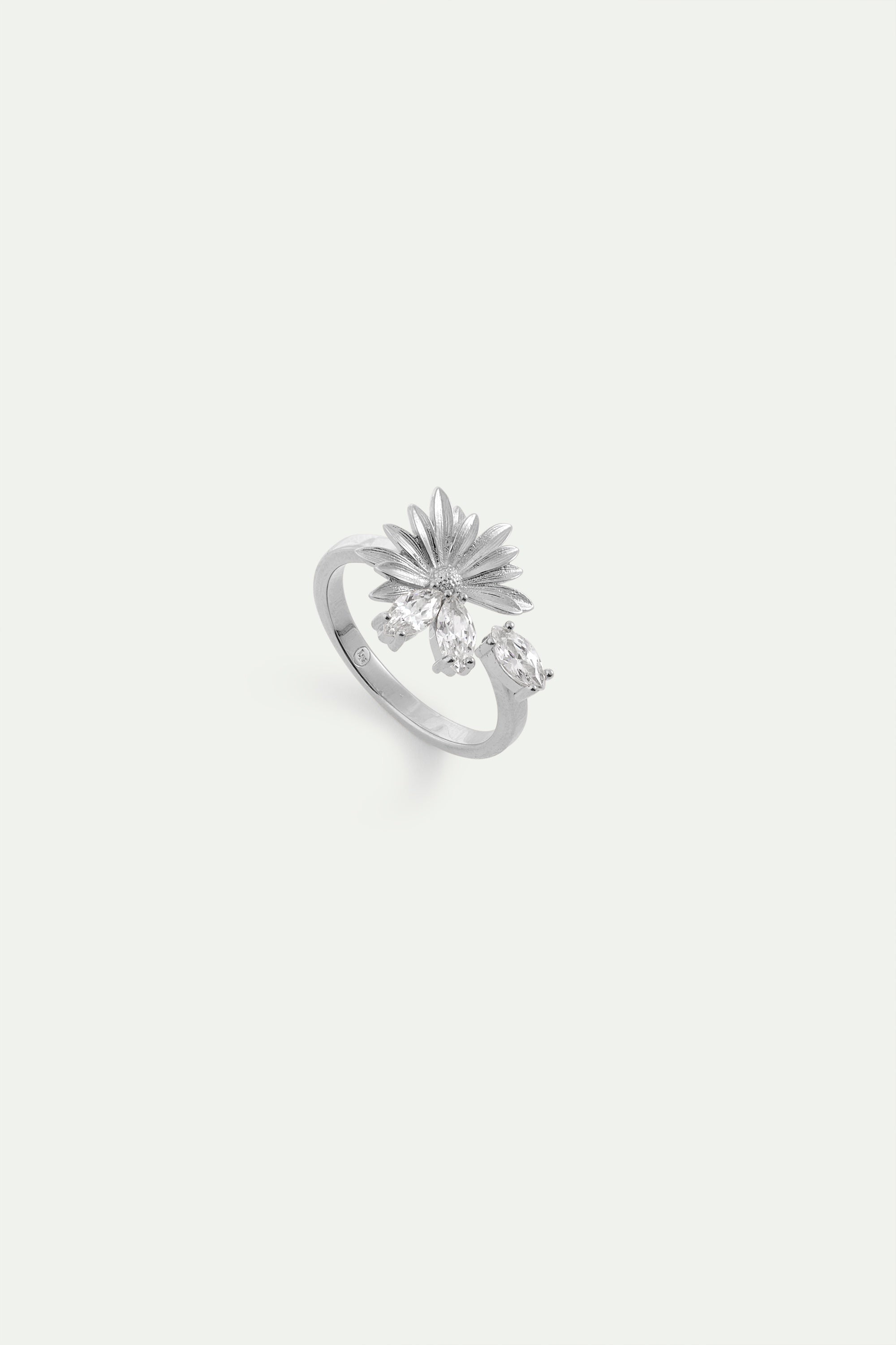 Silver Adjustable Ring With Daisy and White Stones | AYNF6041