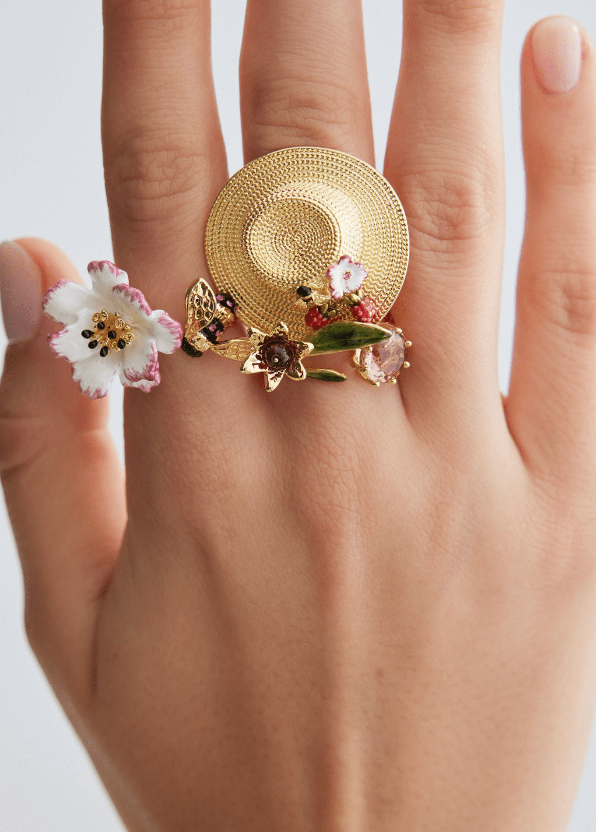 Adjustable Ring With White And Pink Cosmos Flower And Gold Bee | AXAM6011 - Les Nereides