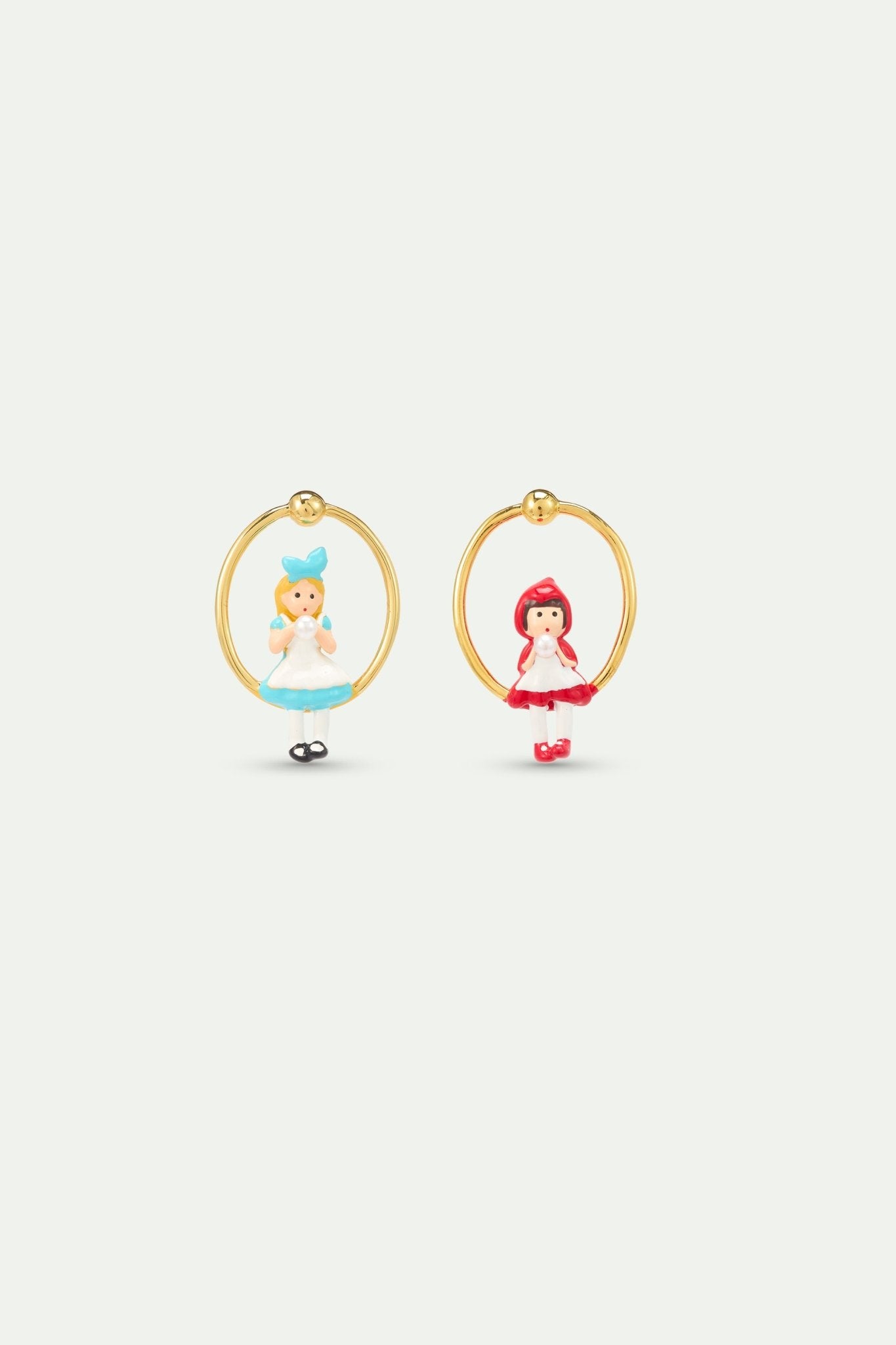 Alice And Little Red Riding Hood Asymmetric Hoop Earrings | AXMT1011 - Les Nereides