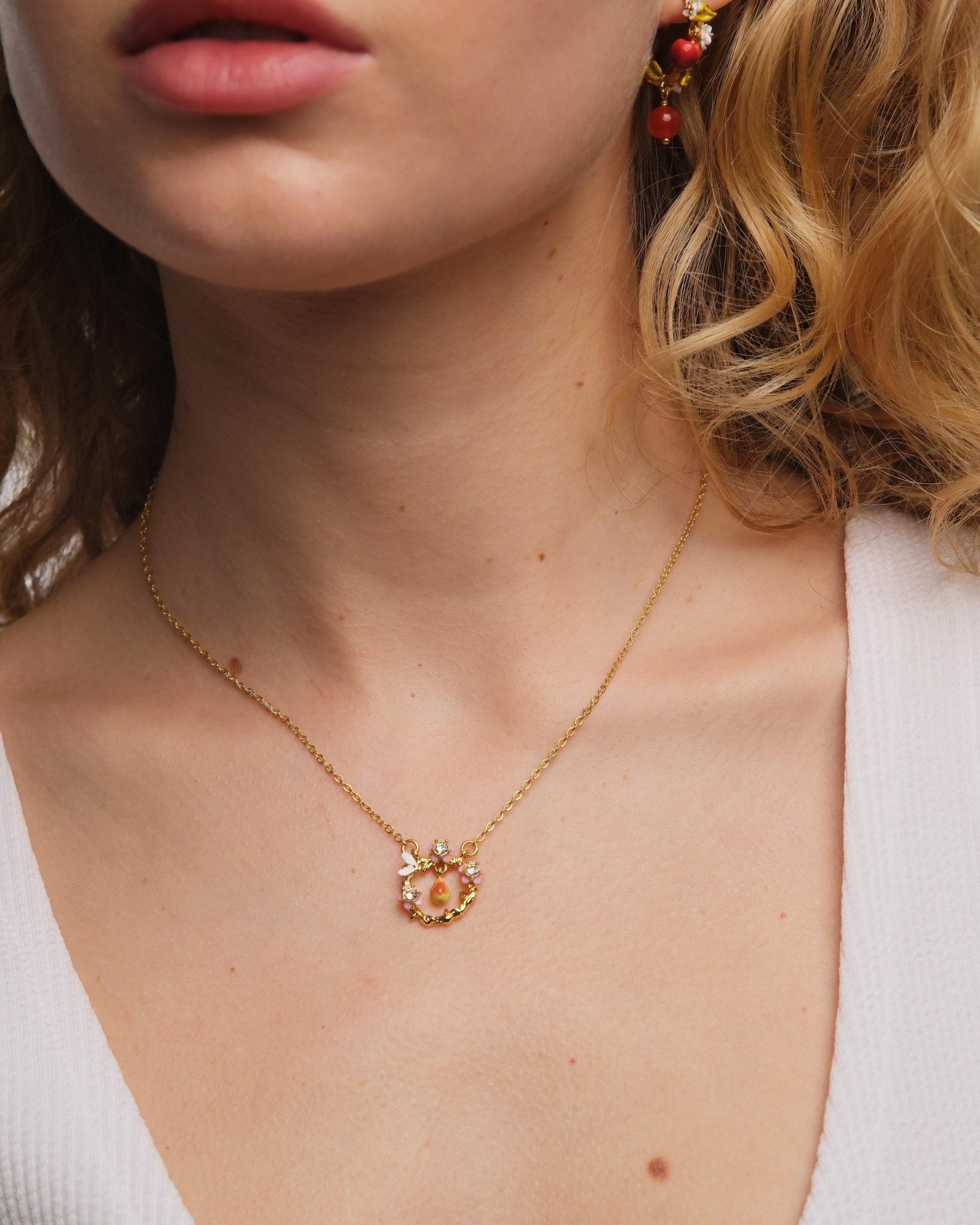 Apple Blossom, Pear And Bee Pendant Necklace | AUDC3031 - Les Nereides