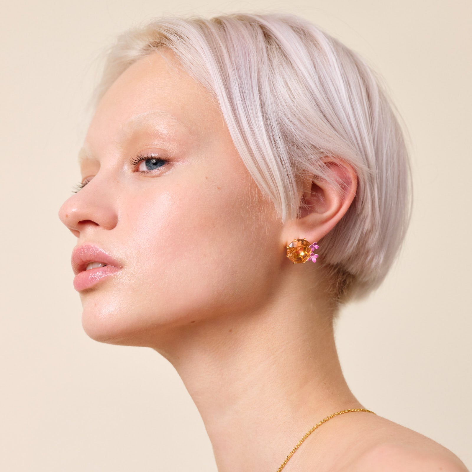 Apricot Pink Diamantine Flower And Round Stone Sleeper Earrings | ATLD1402 - Les Nereides