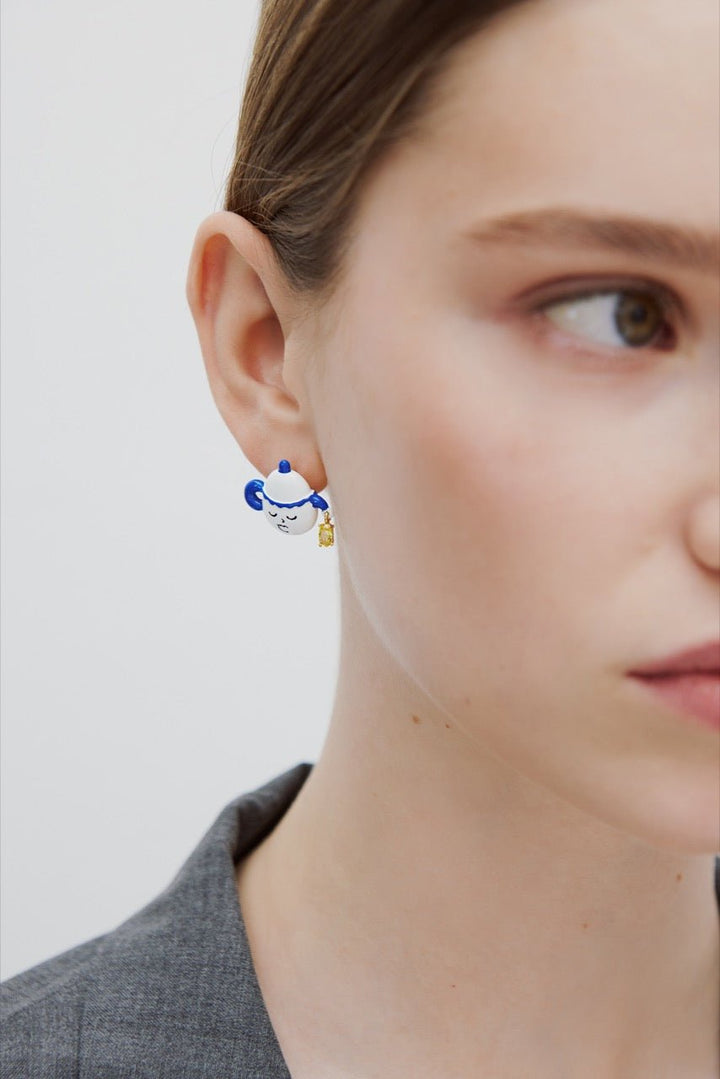 Asymmetric Post Earrings With Blue And White Teapot And Little Yellow Stone | AWWI1031 - Les Nereides