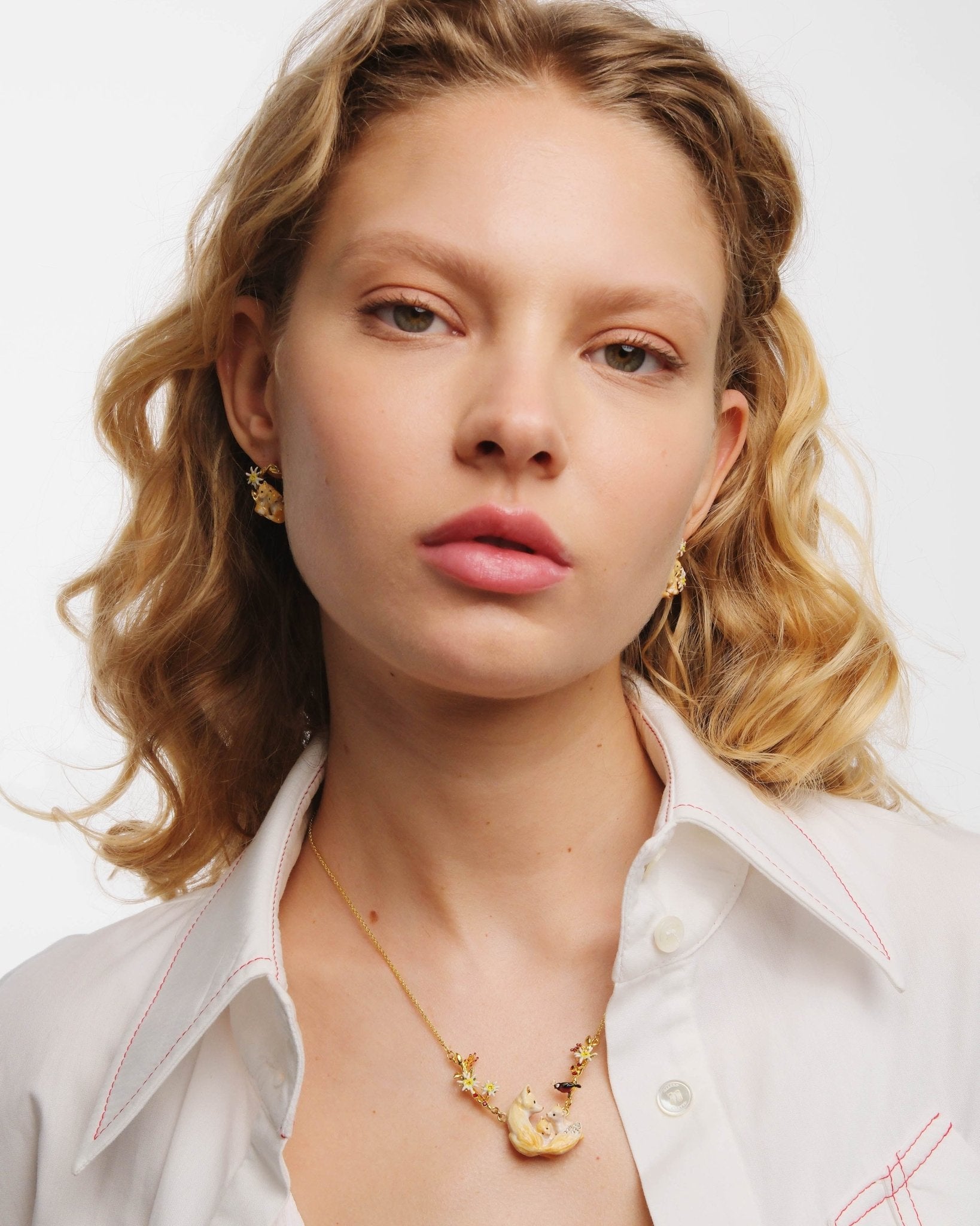 Asymmetrical Edelweiss Flower, Arctic Fox And Varied Tit Hoop Earrings | AULA1051 - Les Nereides