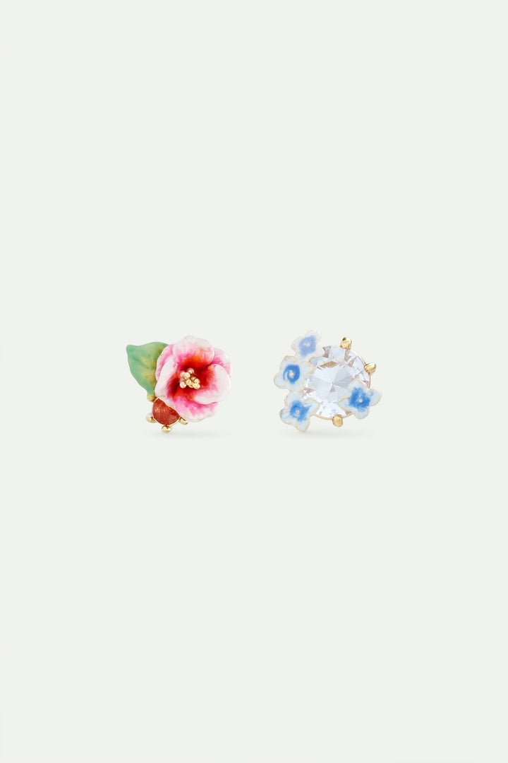 Asymmetrical enamelled hydrangea flower and lavender - coloured round stone earrings | AVJH1031 - Les Nereides