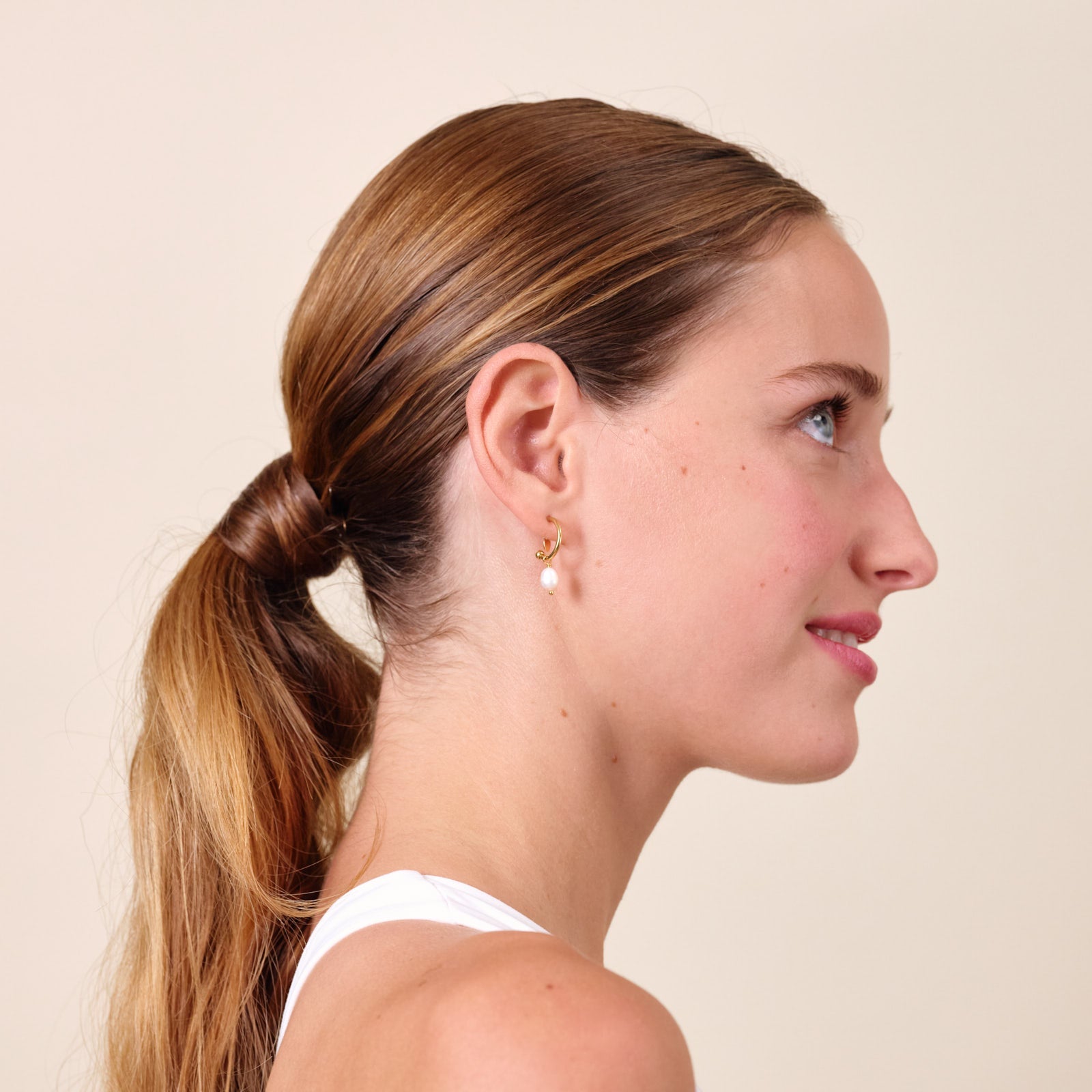 Asymmetrical Seashell And Mother Of Pearl Bead Earrings | ATPR1061 - Les Nereides