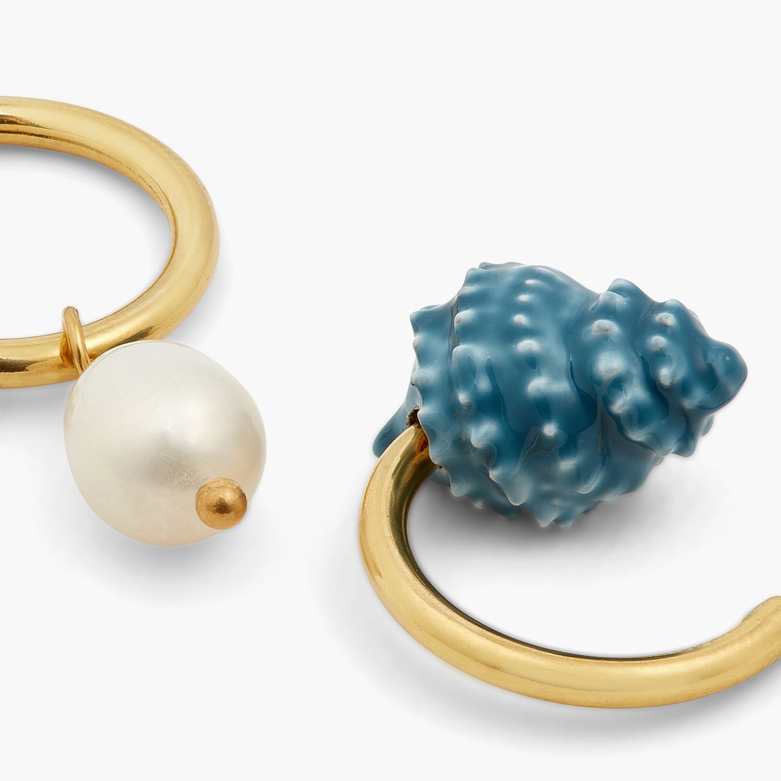 Asymmetrical Seashell And Mother Of Pearl Bead Earrings | ATPR1061 - Les Nereides