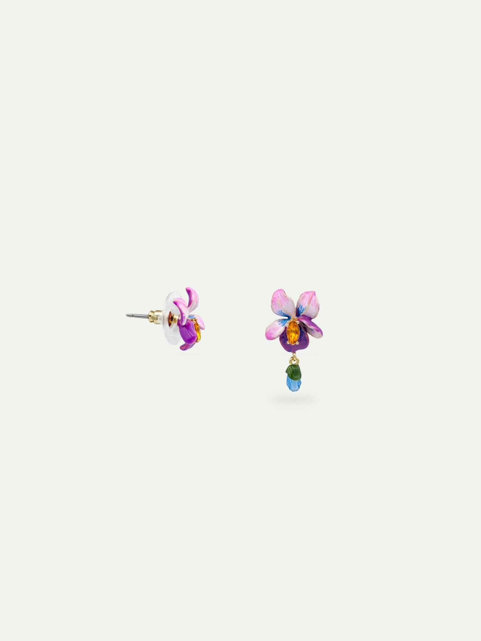 Asymmetrical violet flower and blue stone earrings | AVVE1021 - Les Nereides