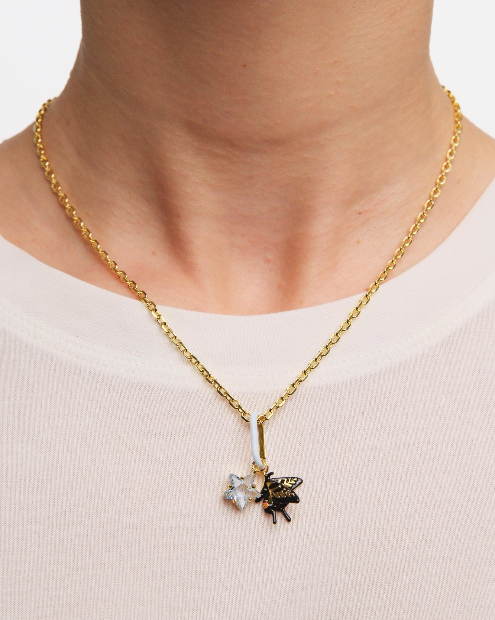 Butterfly And Faceted Star Charm Pendant Necklace | AUTR3021 - Les Nereides