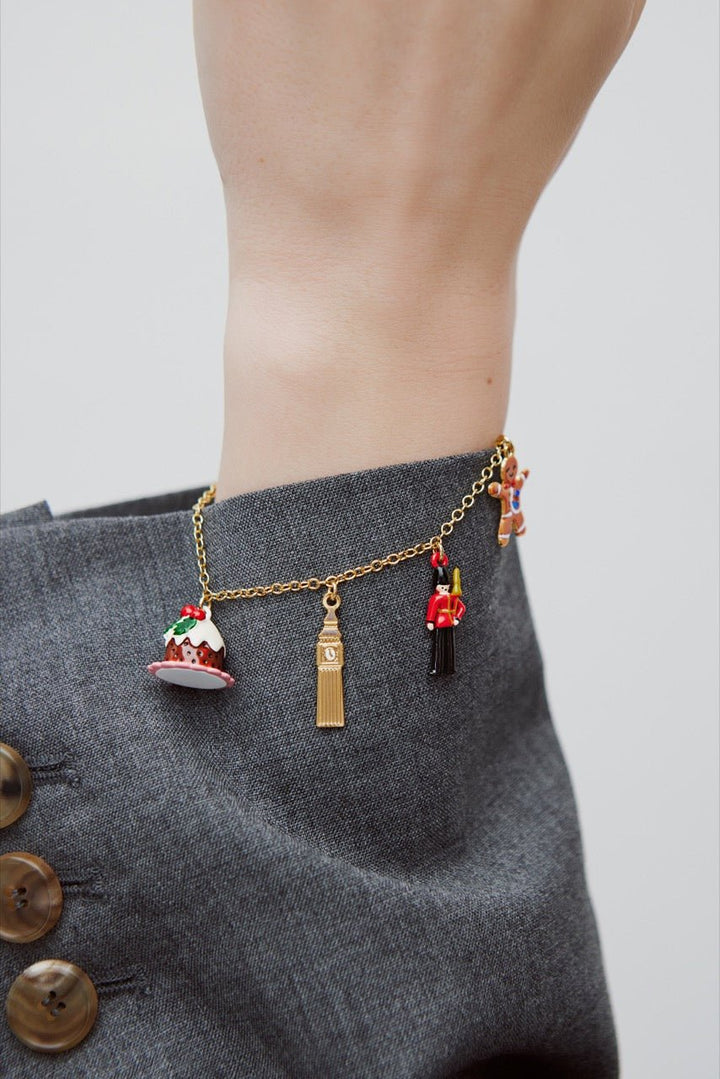 Christmas Pudding, Big Ben, King'S Guard And Gingerbread Charm Bracelet | AWWI2011 - Les Nereides