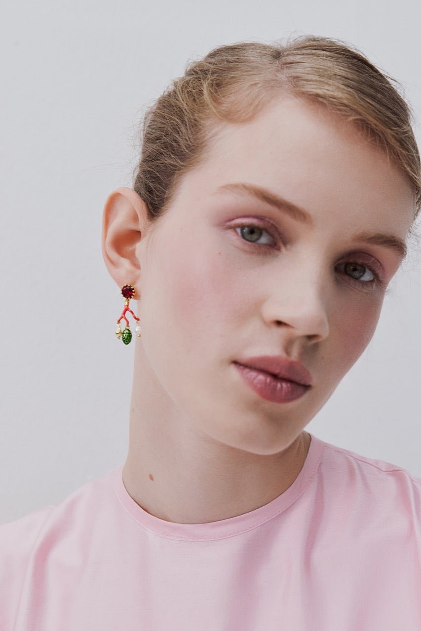Coral Sleeper Earrings, Red Faceted Glass, Cultured Pearl, Golden Beetle And Seashell | AWCC1061 - Les Nereides