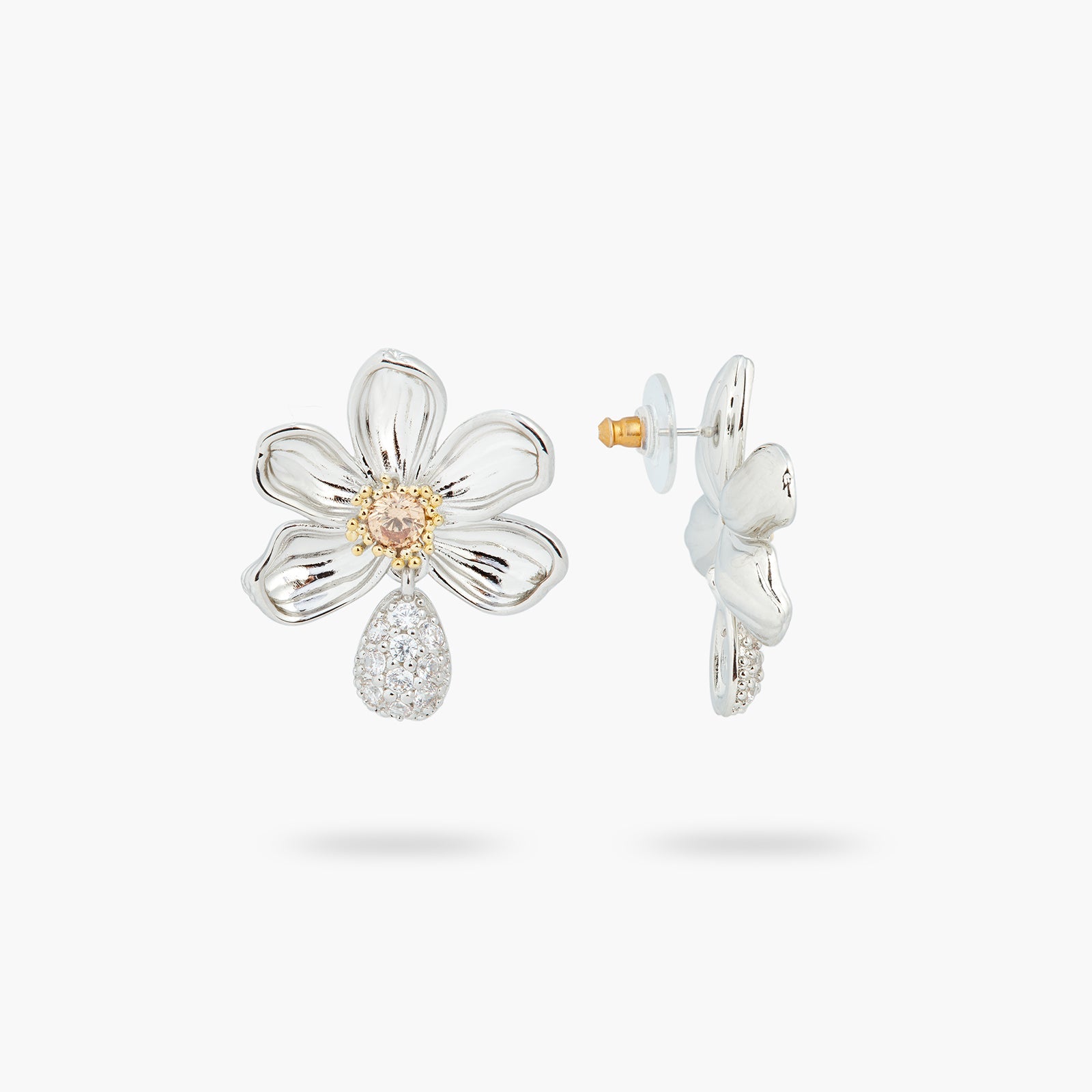 Daisy And White Crystal Studded Petal Earrings | ASAM1031 - Les Nereides