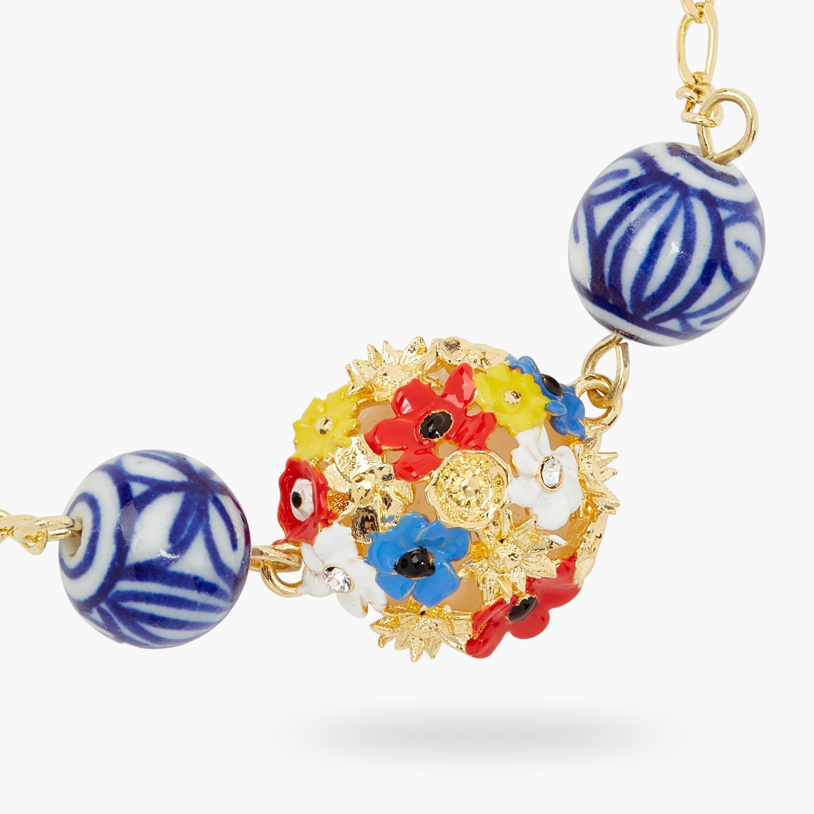 Fine Flower Bouquet And Ceramic Bead Bracelet | ATPO2031 - Les Nereides