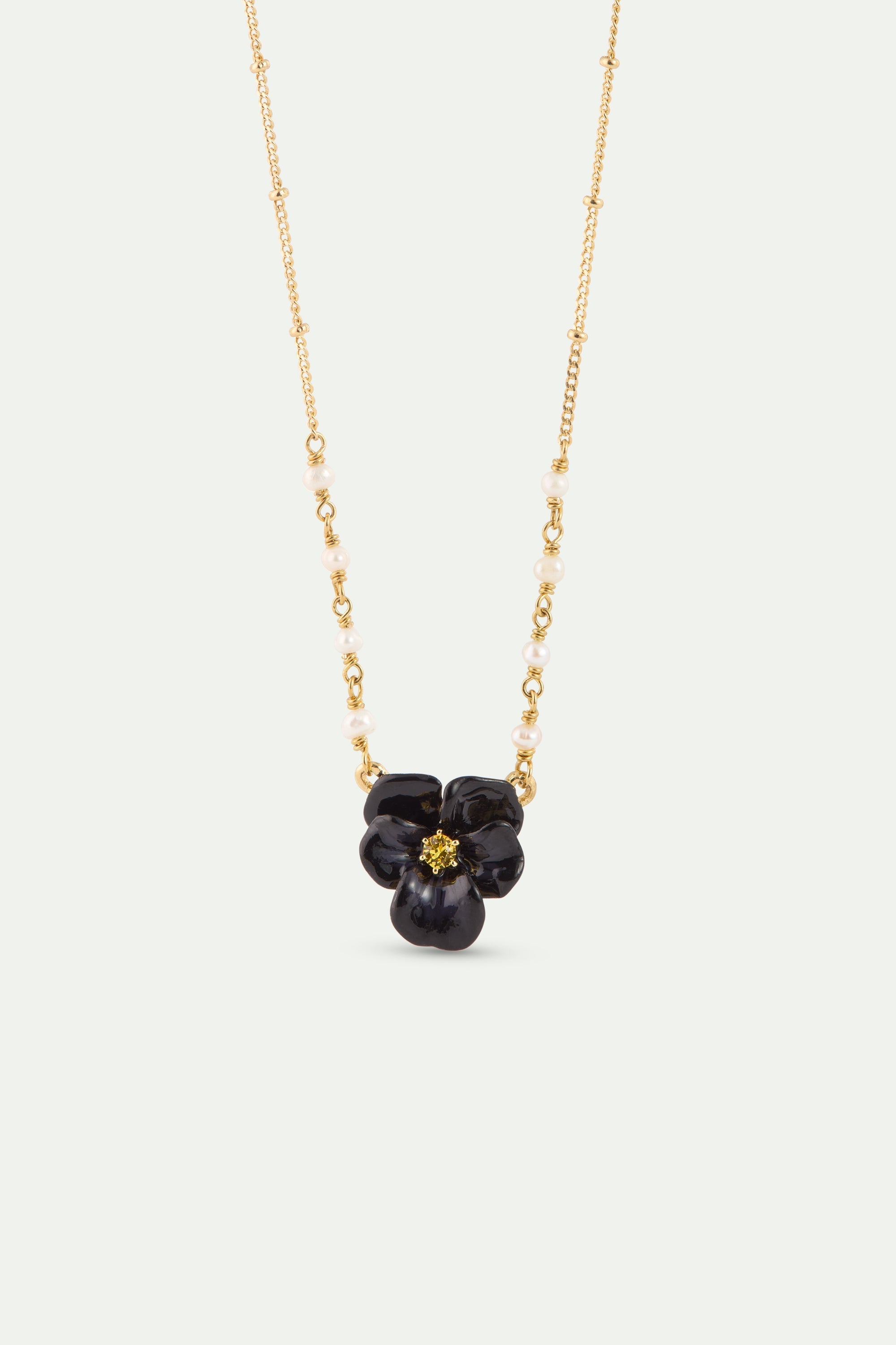 Black Pansy And Faceted Crystal Necklace | AYMP3081