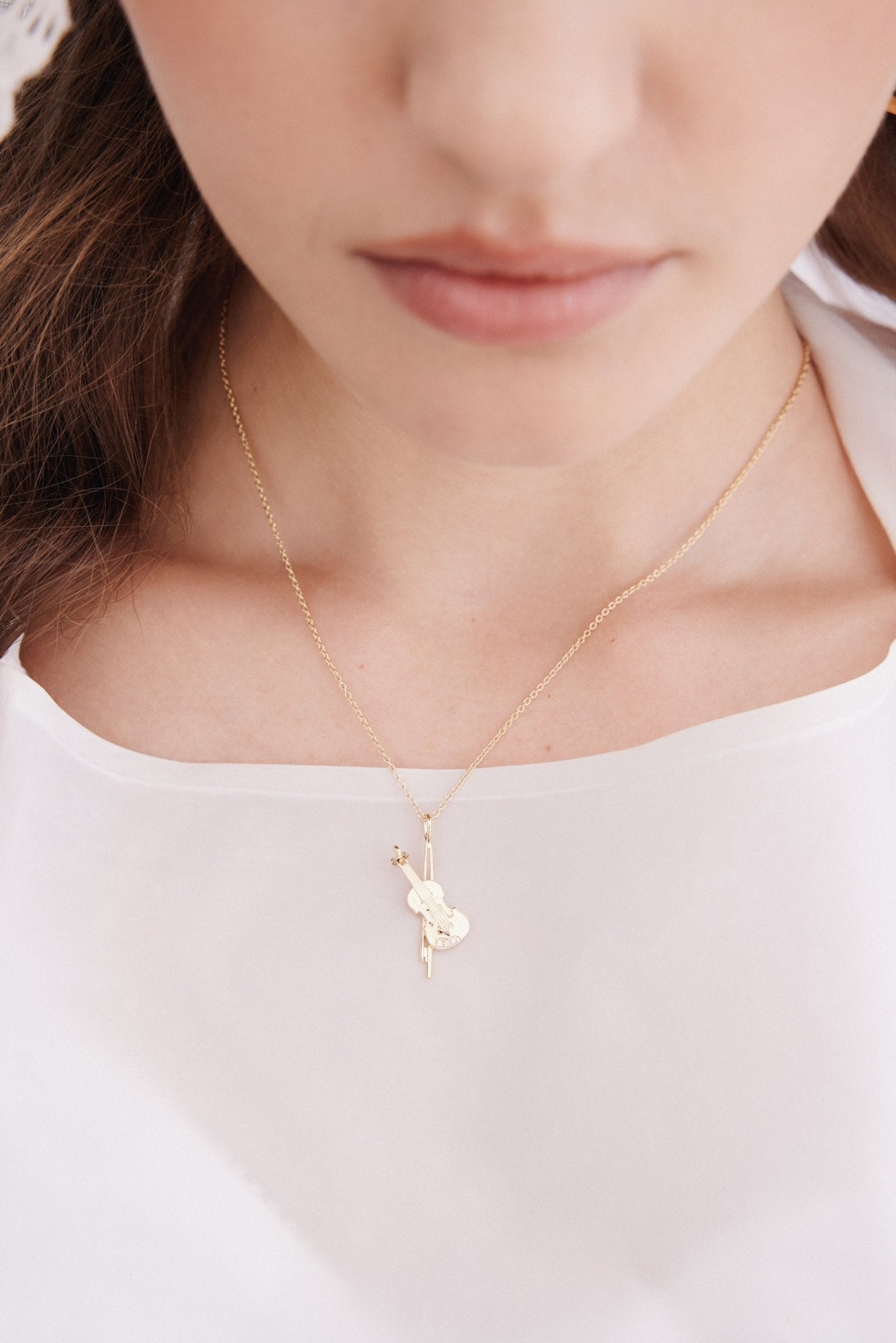 Gold Cello Pendant Necklace | AXOP3021 - Les Nereides