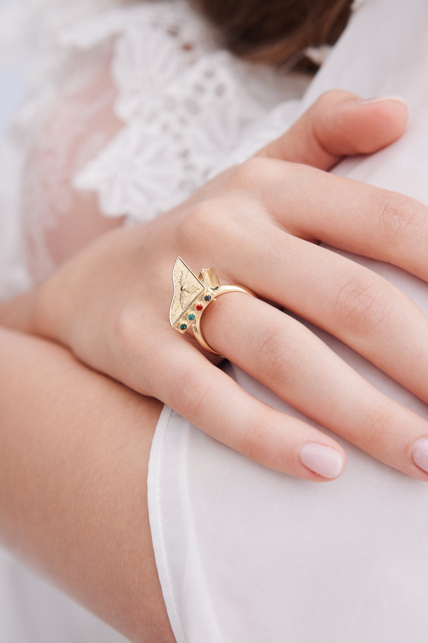Gold Piano Ring | AXOP6021 - Les Nereides