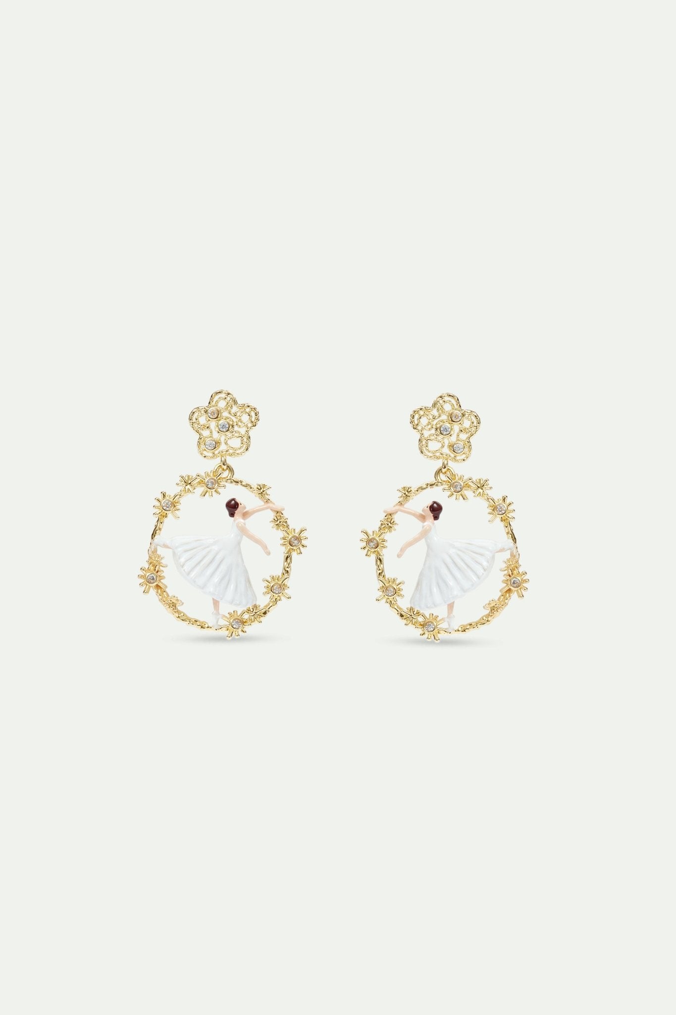 Golden dancing Ballerina filigree hoop earrings | AVOP1041 - Les Nereides