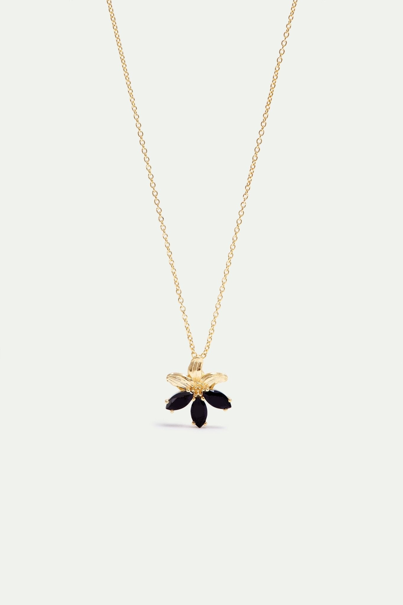 Golden Lily And Black Stone Pendant Necklace | AXNF3071 - Les Nereides