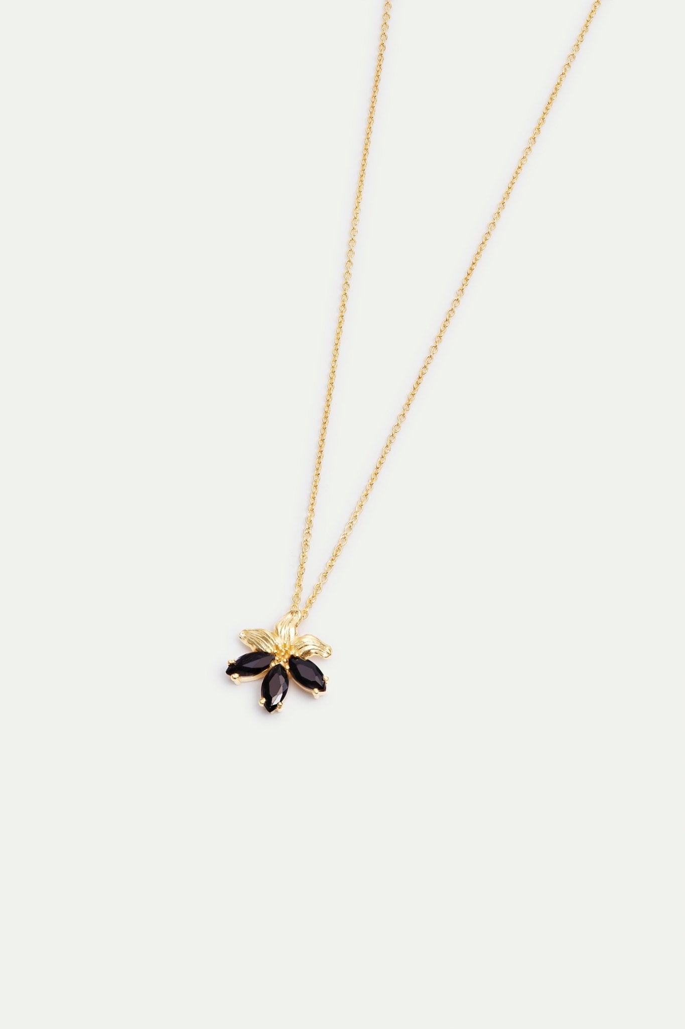 Golden Lily And Black Stone Pendant Necklace | AXNF3071 - Les Nereides