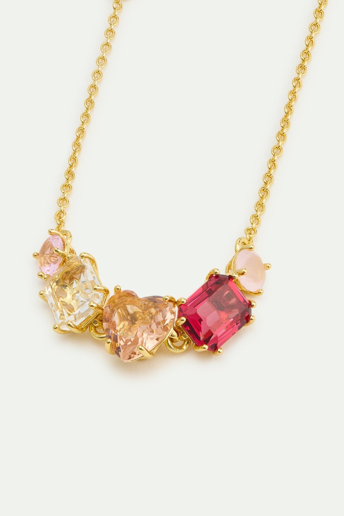 Gradient Pink Diamantine Fine Bracelet With Five Stones | AWLD2141 - Les Nereides