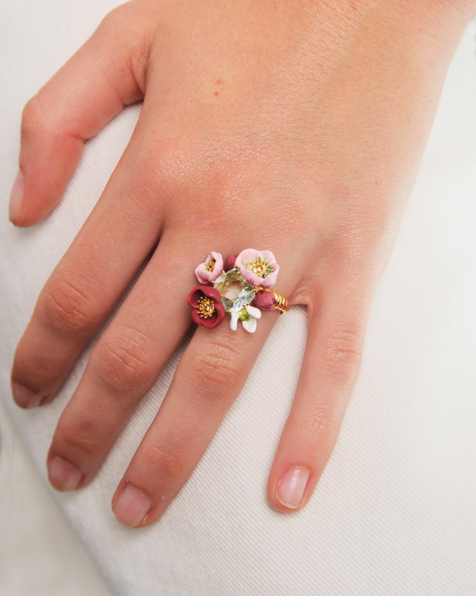 Hellebore Flower & Faceted Stone Ring | AUVH6011 - Les Nereides
