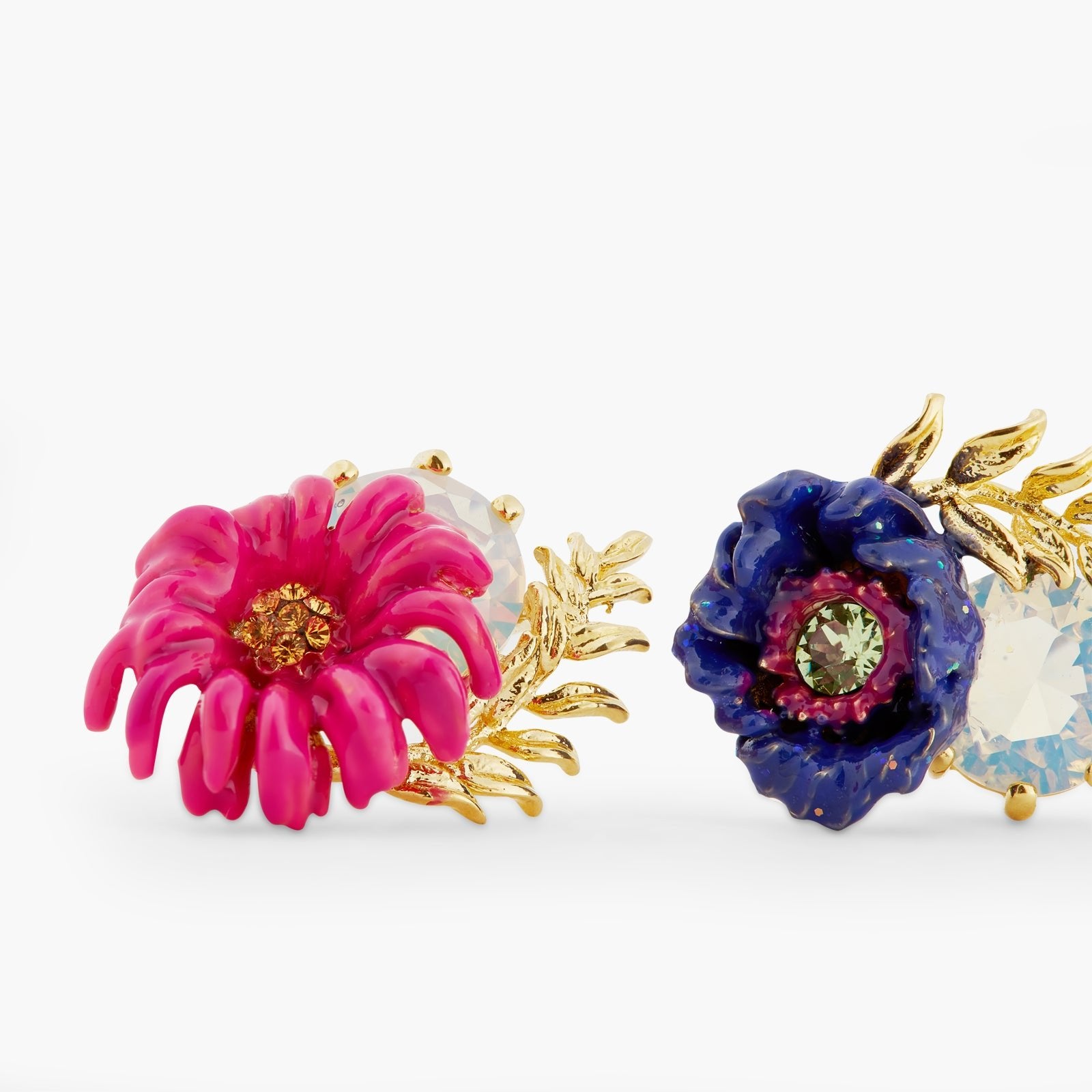 Imaginary Flower And Crystal Earrings | ATFI1051 - Les Nereides