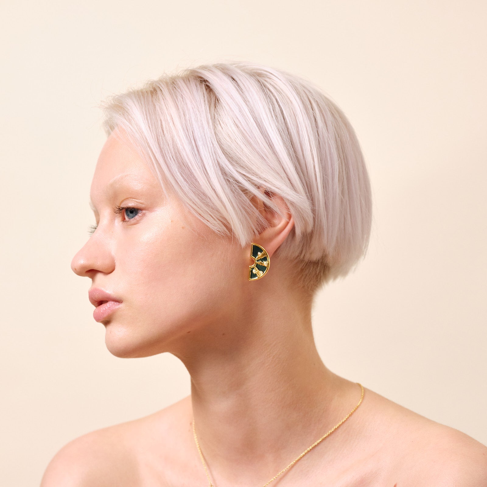 Light Reflecting Earrings | ATET1041 - Les Nereides