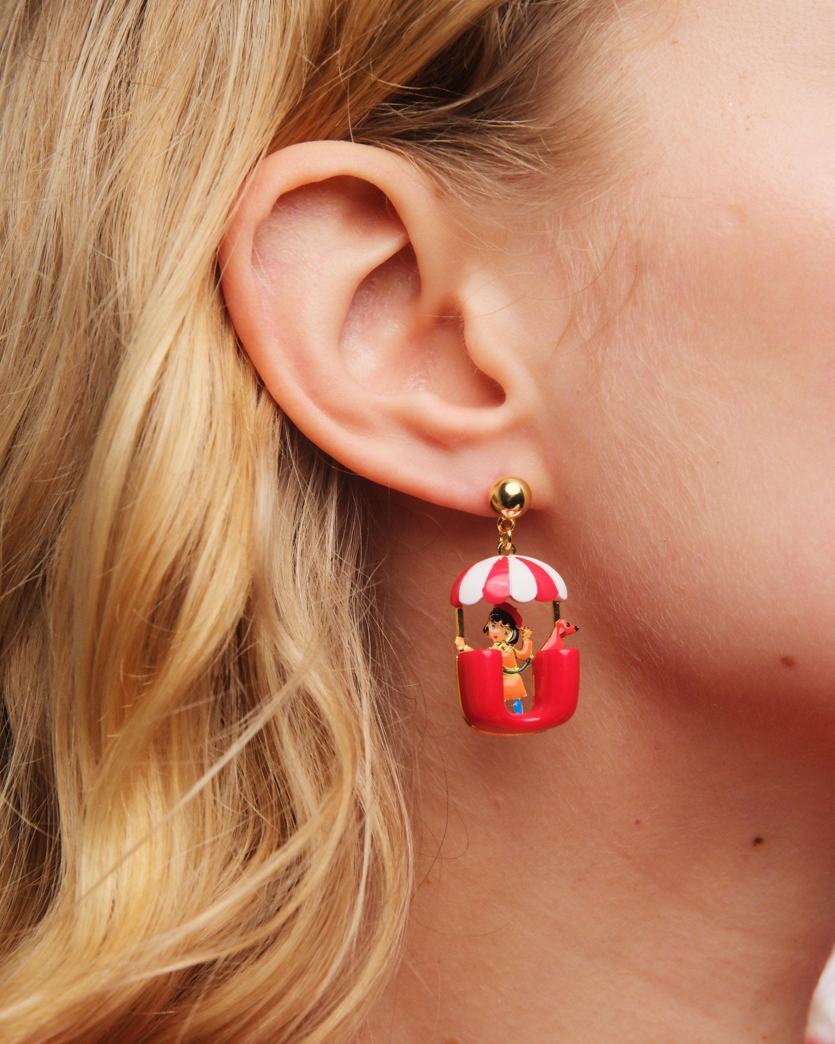Little Girl And Dachshund On A Ferris Wheel Earrings | AUTO1081 - Les Nereides