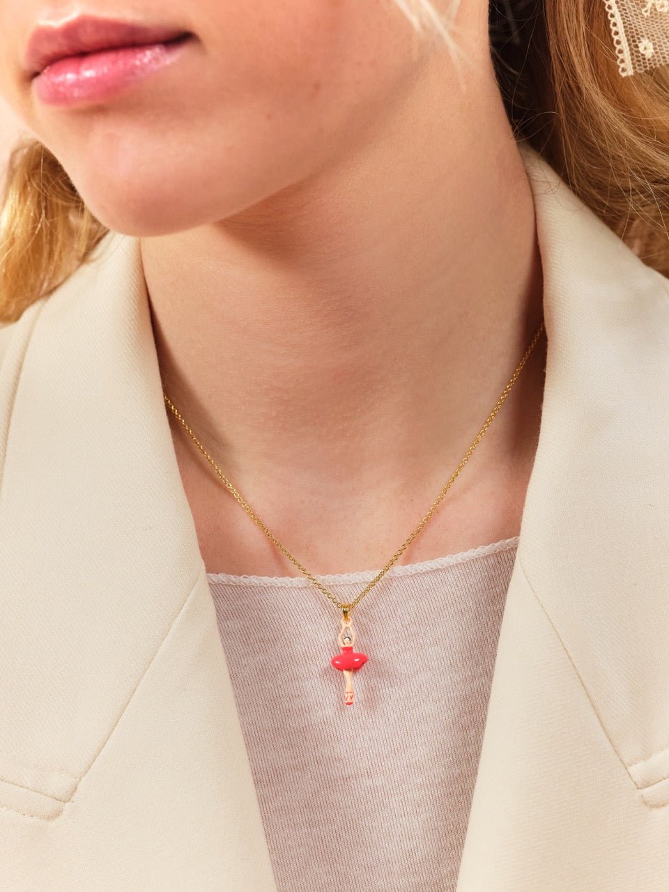 Mini pas de deux queen of flowers pendant necklace | ASMDD3011 - Les Nereides