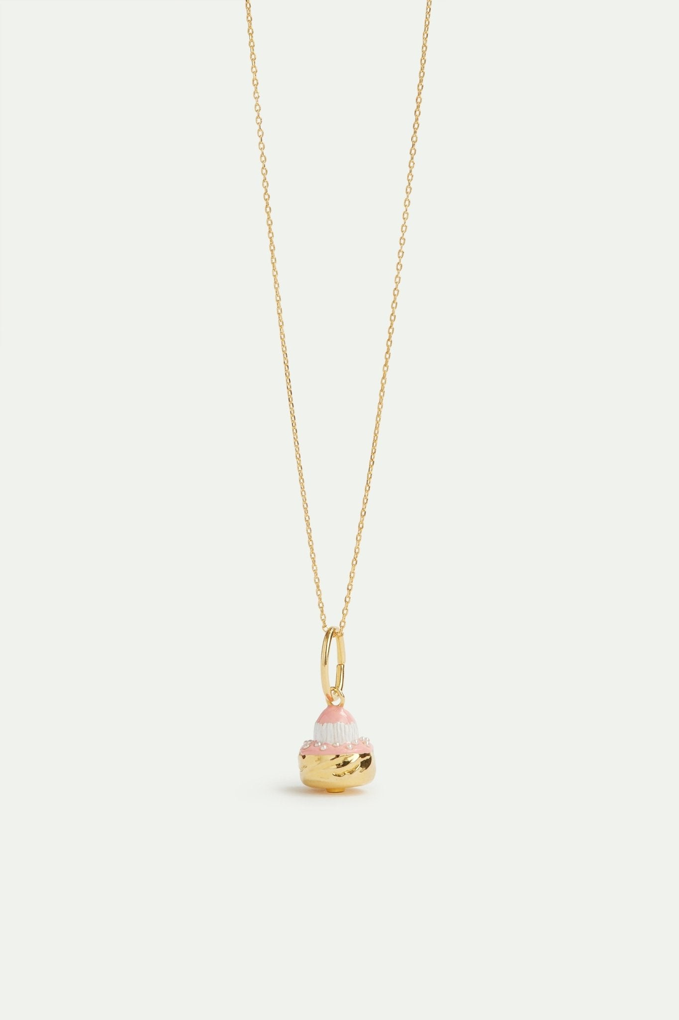 Patisserie Pendant, Creaminess And Tradition | AVPE4201 - Les Nereides