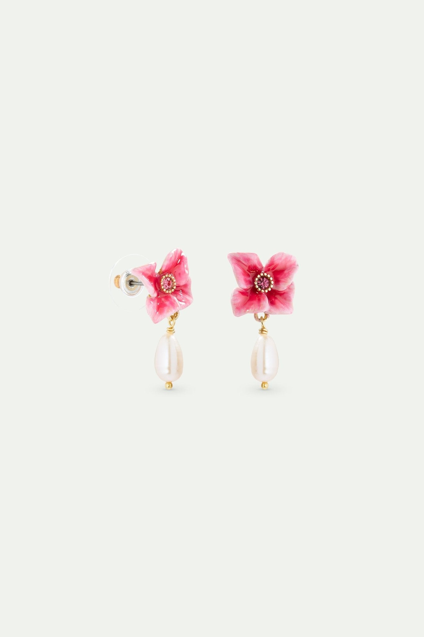 Pink hydrangea flower and cultured pearl earrings | AVJH1011 - Les Nereides