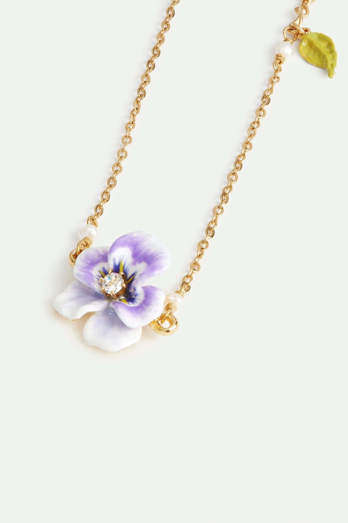 Purple Pansy And Cut Crystal Bracelet | AWMP2041 - Les Nereides