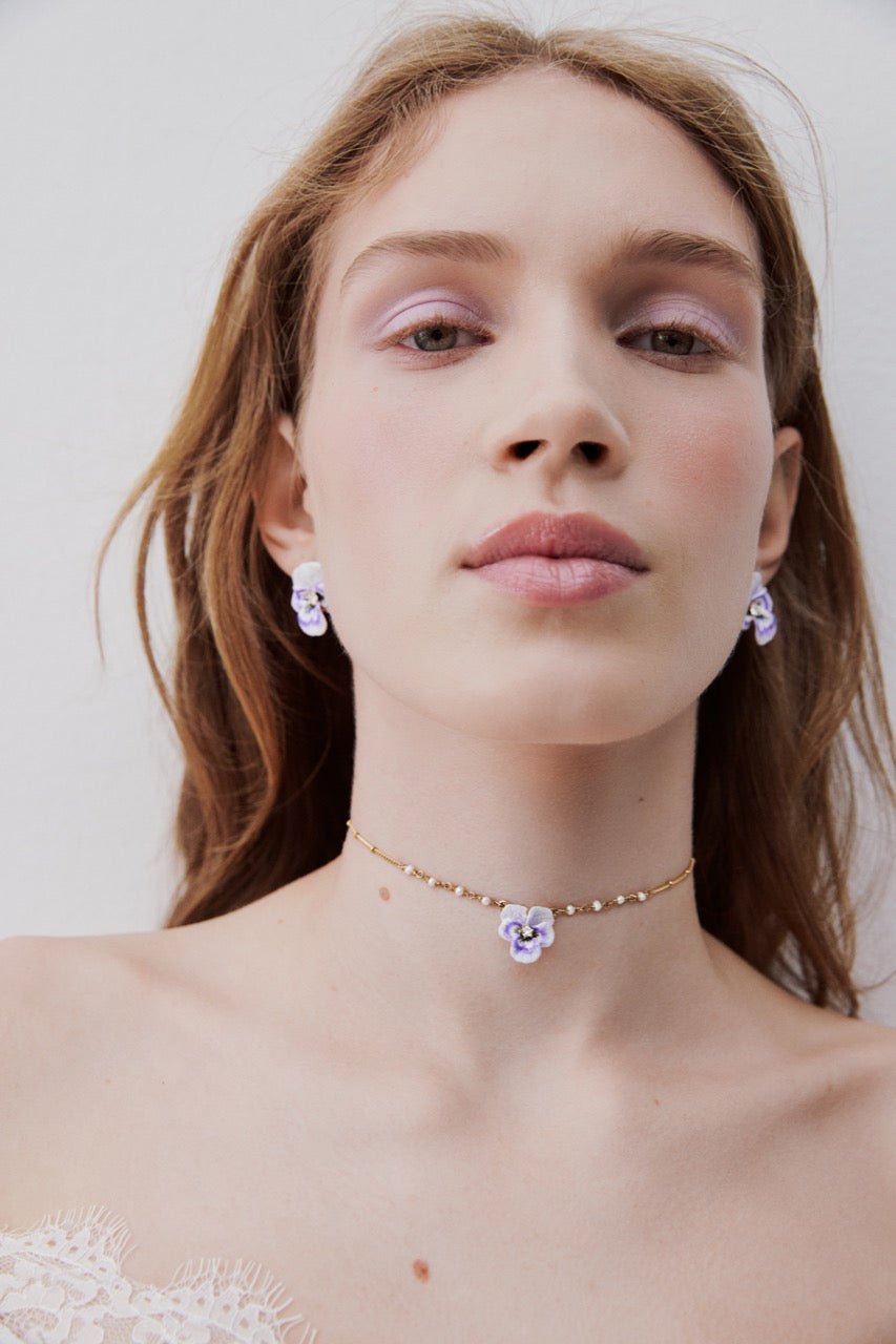 Purple Pansy And Cut Crystal Necklace | AWMP3081 - Les Nereides
