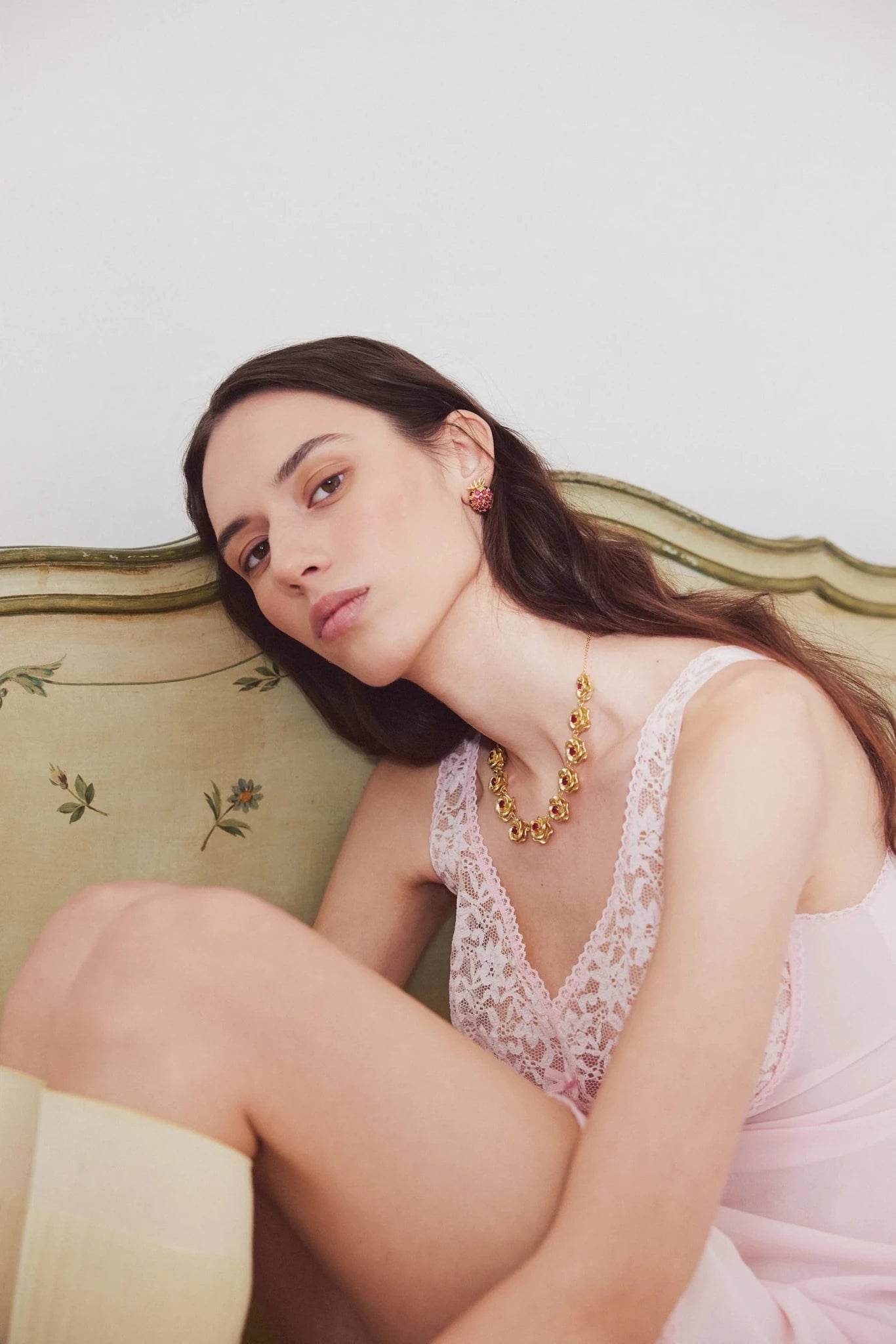 Raspberry And Golden Bead Earrings | AXRF1031 - Les Nereides