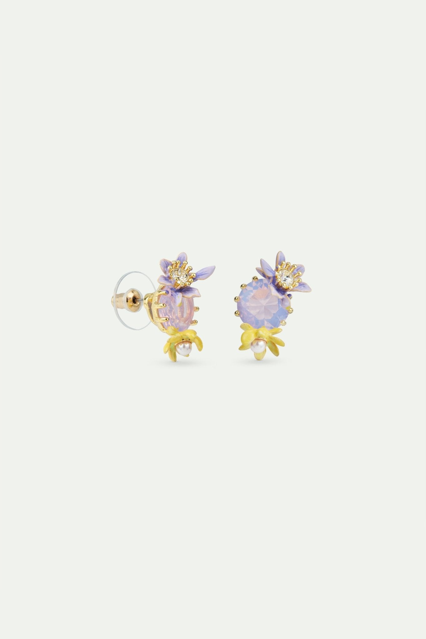 Round purple faceted crystal stone and magnolia flower earrings | AVFA1031 - Les Nereides
