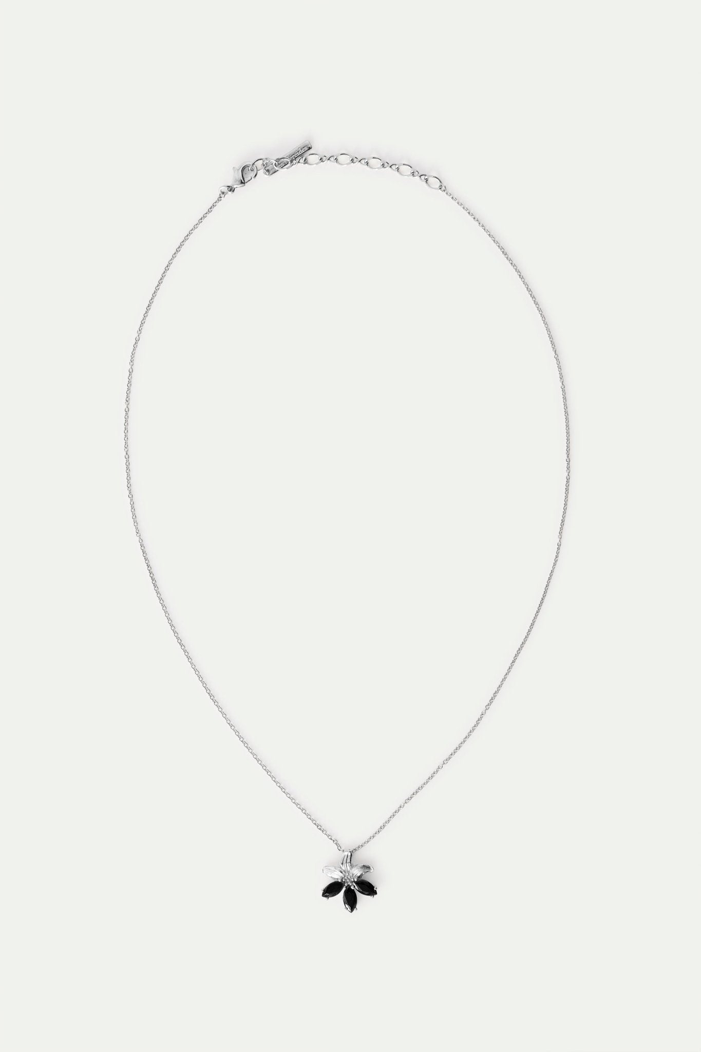 Silver Lily And Black Stone Pendant Necklace | AXNF3081 - Les Nereides