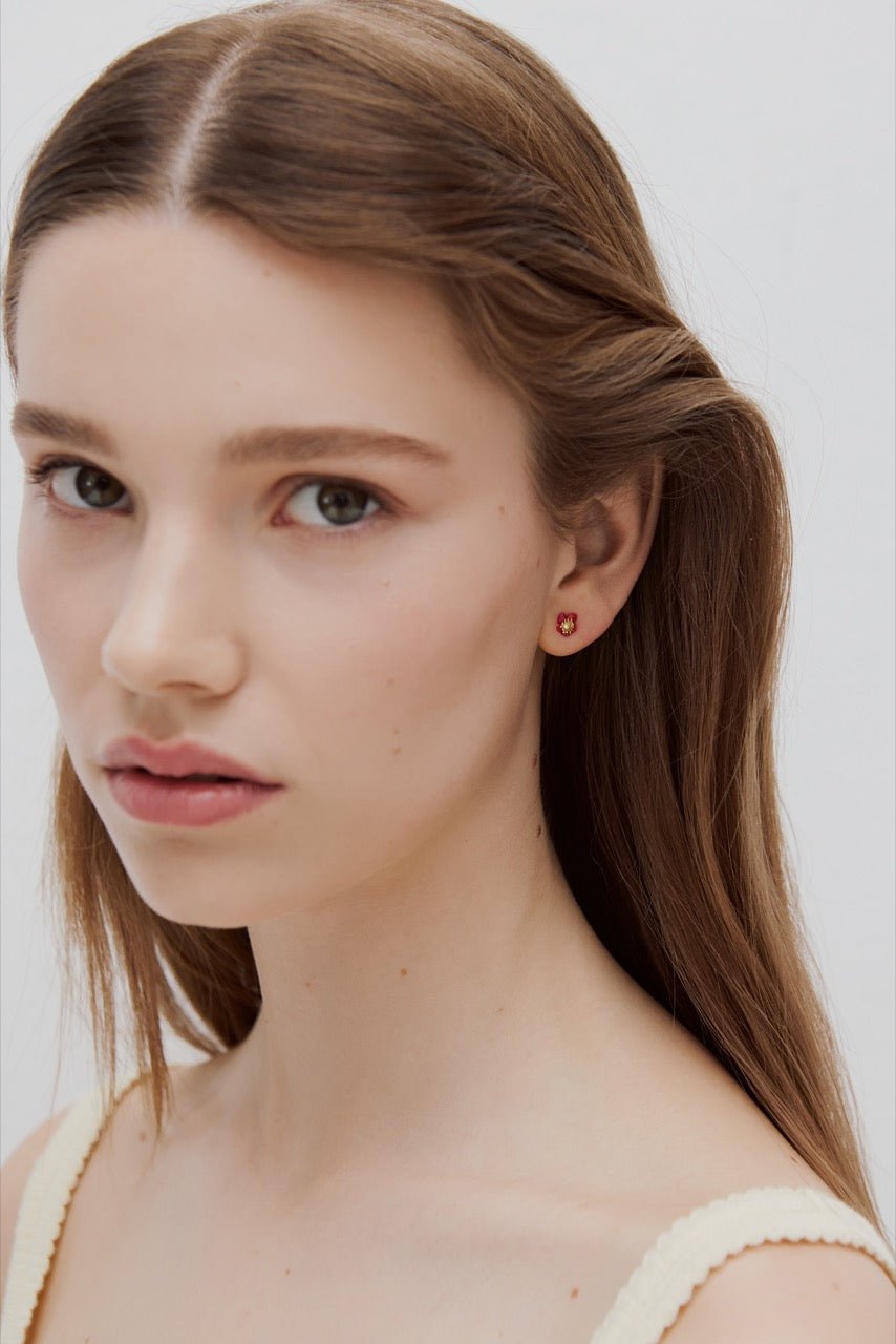 Single Earring With A Pink Flower And A Faceted Stone | AWSO1013 - Les Nereides