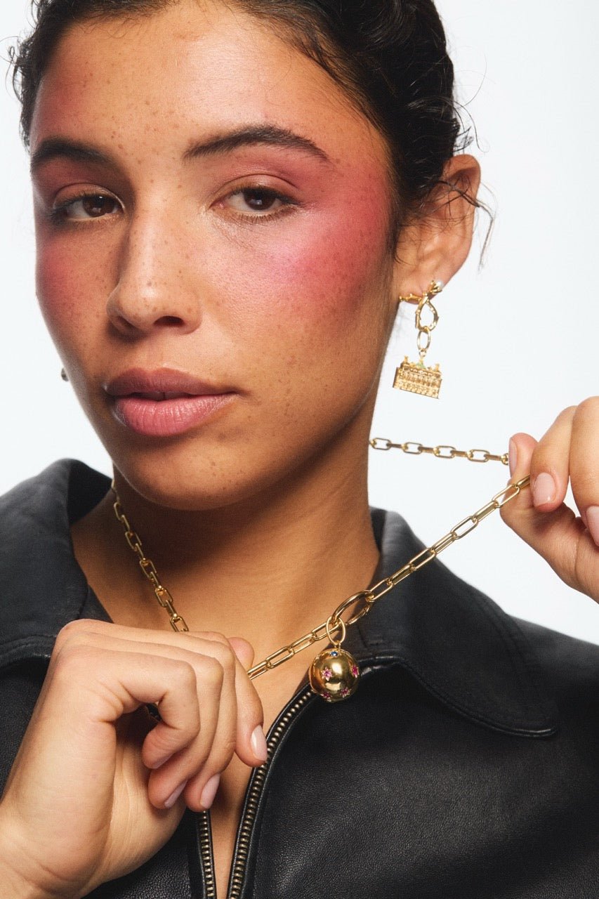 Star - Studded Magic Ball Pendant, Jubilation And Enchantment | AVPE4161 - Les Nereides