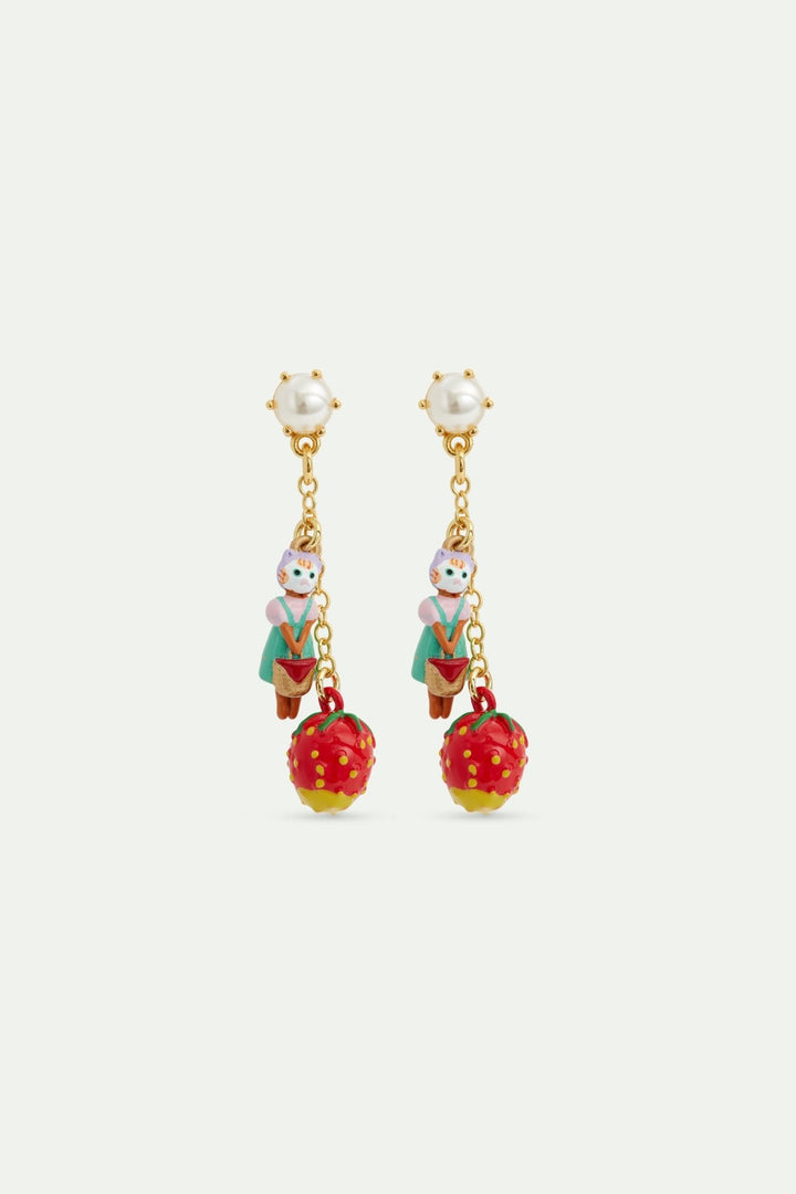 Strawberry and ginger cat dangle earrings | AVHP1111 - Les Nereides