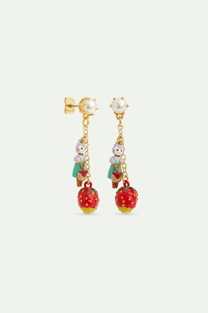Strawberry and ginger cat dangle earrings | AVHP1111 - Les Nereides