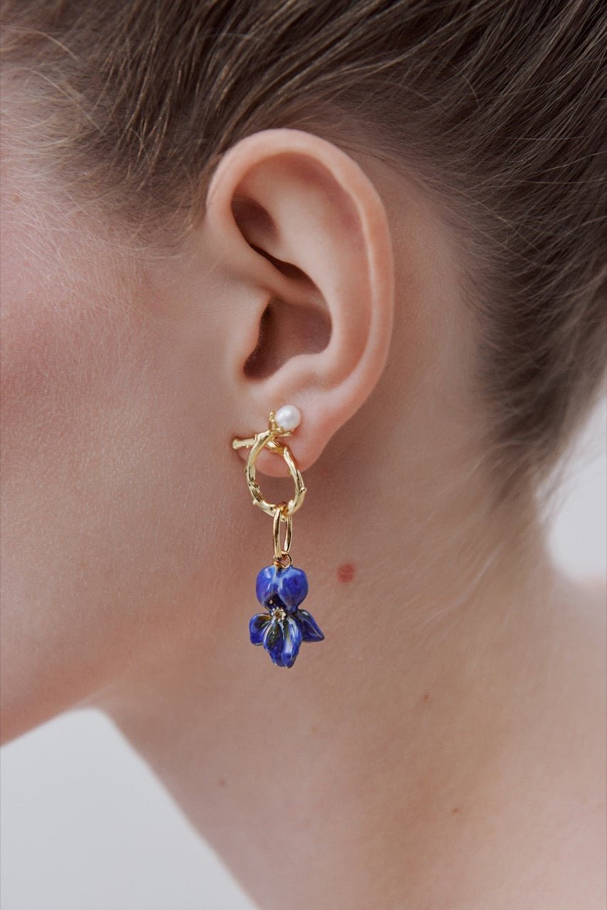 Vincent'S Iris Pendant, Magnetism And Knowledge | AWPE4521 - Les Nereides