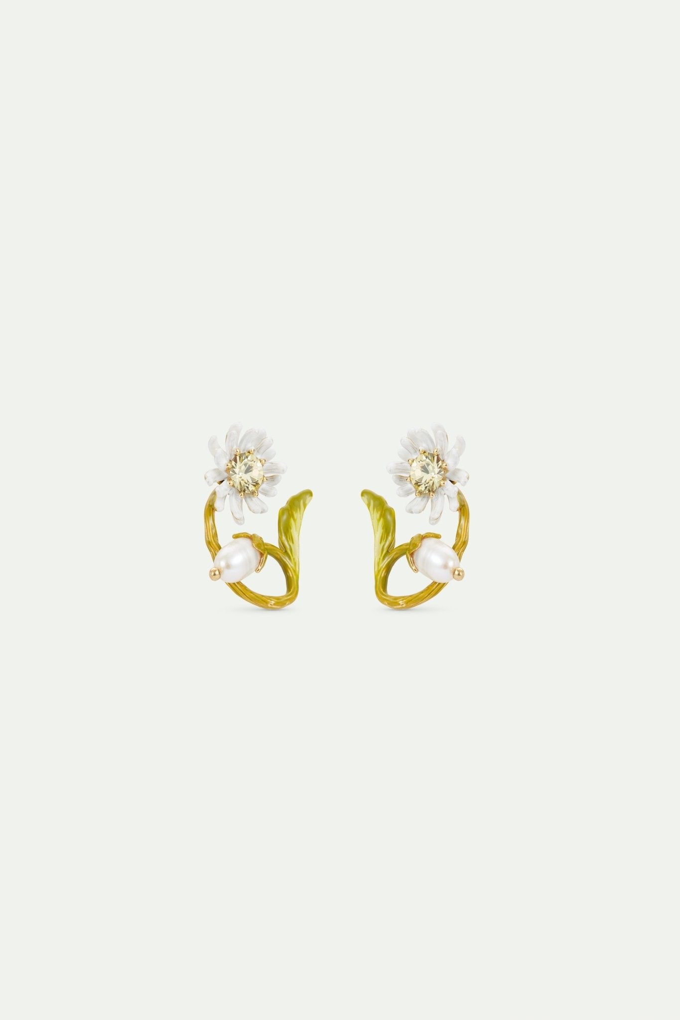 White and green daisy hoops, with a mother of pearl bead | AVFR1051 - Les Nereides