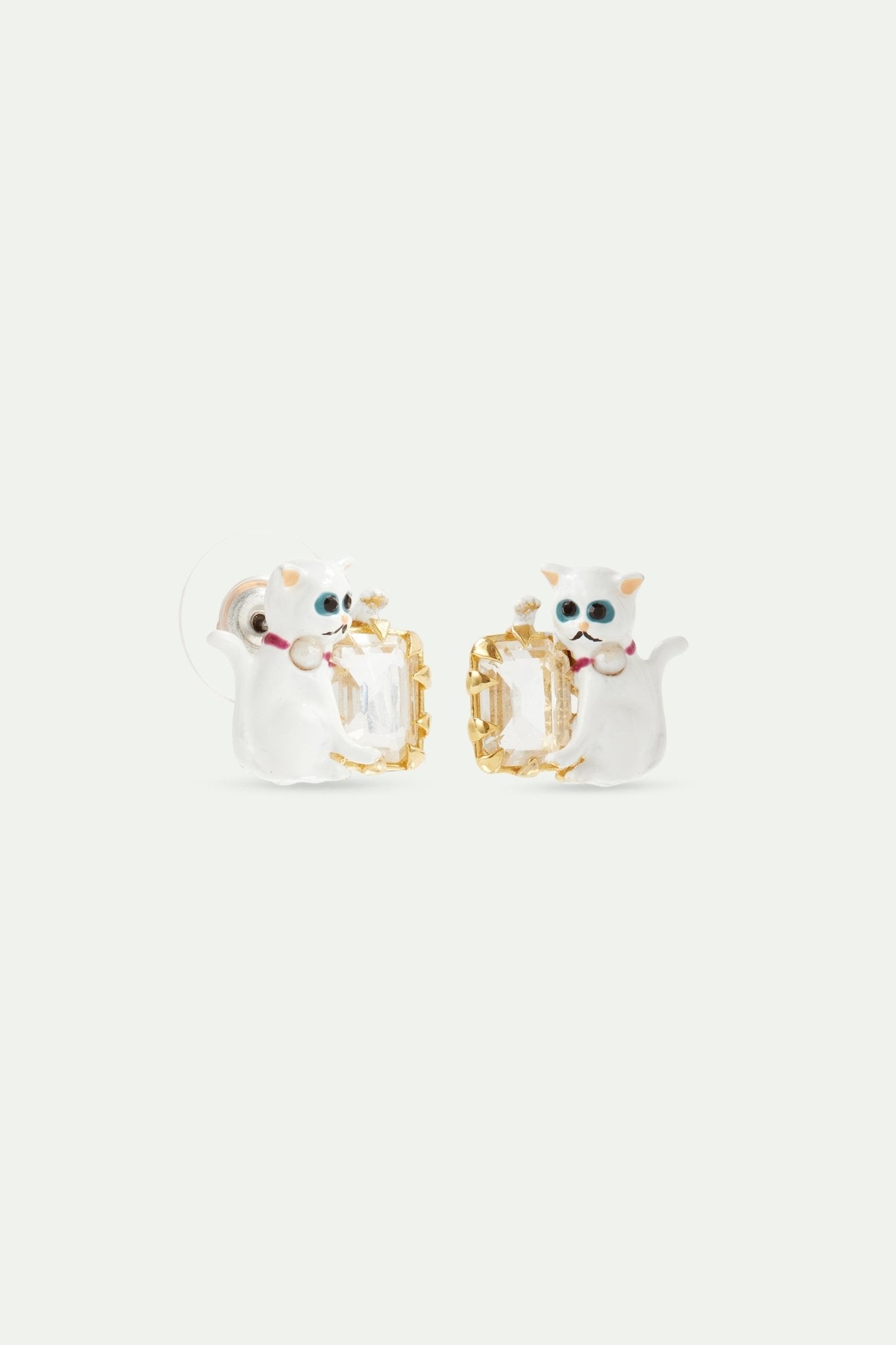 White cat and faceted white stone earrings | AVLA1051 - Les Nereides