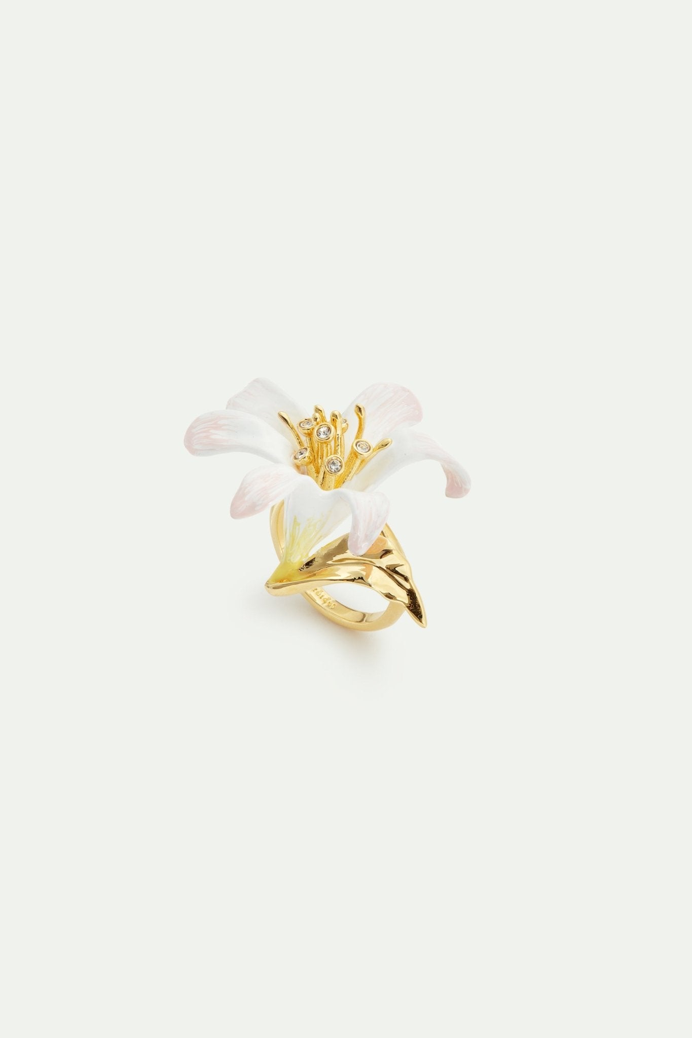 White lily flower and crystal adjustable ring | AVOP6051 - Les Nereides