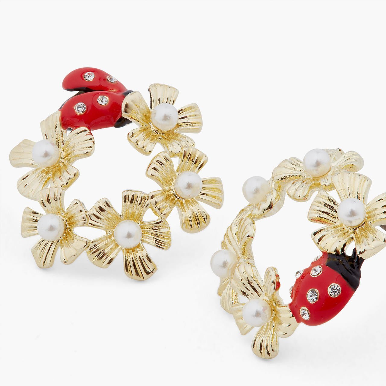 Anemone Halo And Ladybird Asymmetrical Earrings | ARLP1021 - Les Nereides