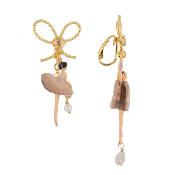 Asymmetric Pas de Deux With Knot Nude Pink Earrings | AGDD1082 - Les Nereides